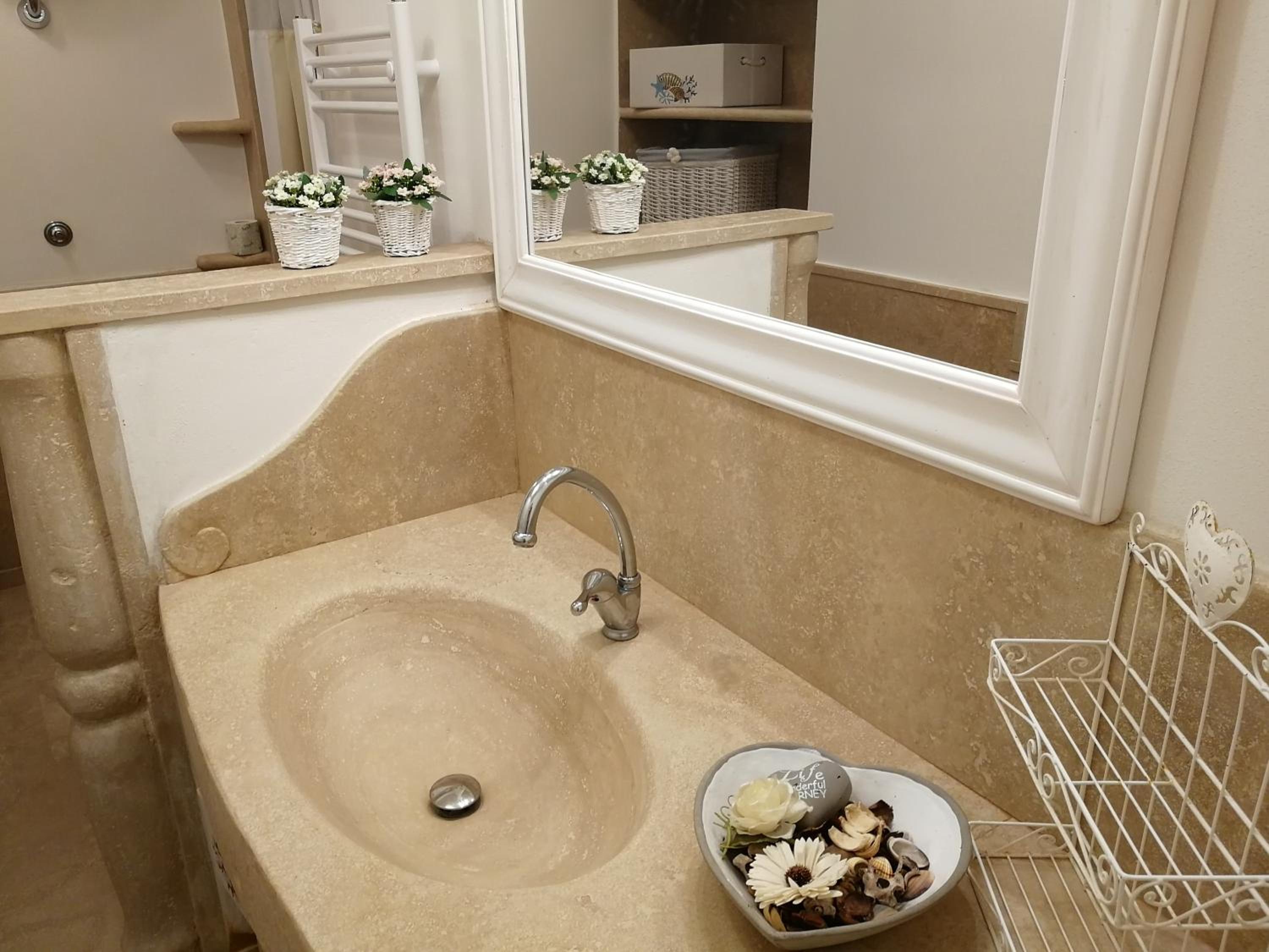 One-Bedroom Apartment (4 Adults) - Via Velhatri 7/9 photo 3