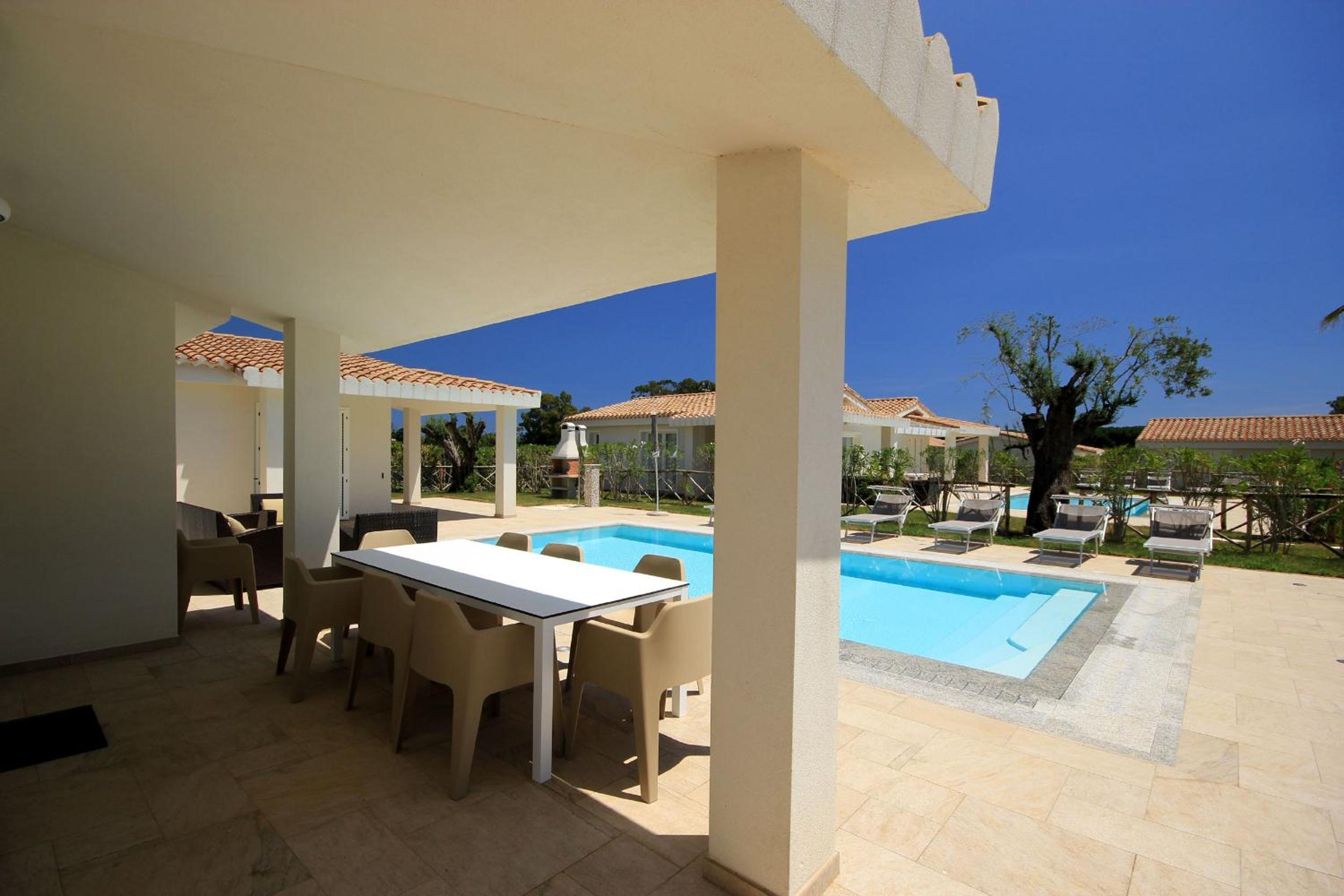 Villa with Private Pool photo 2