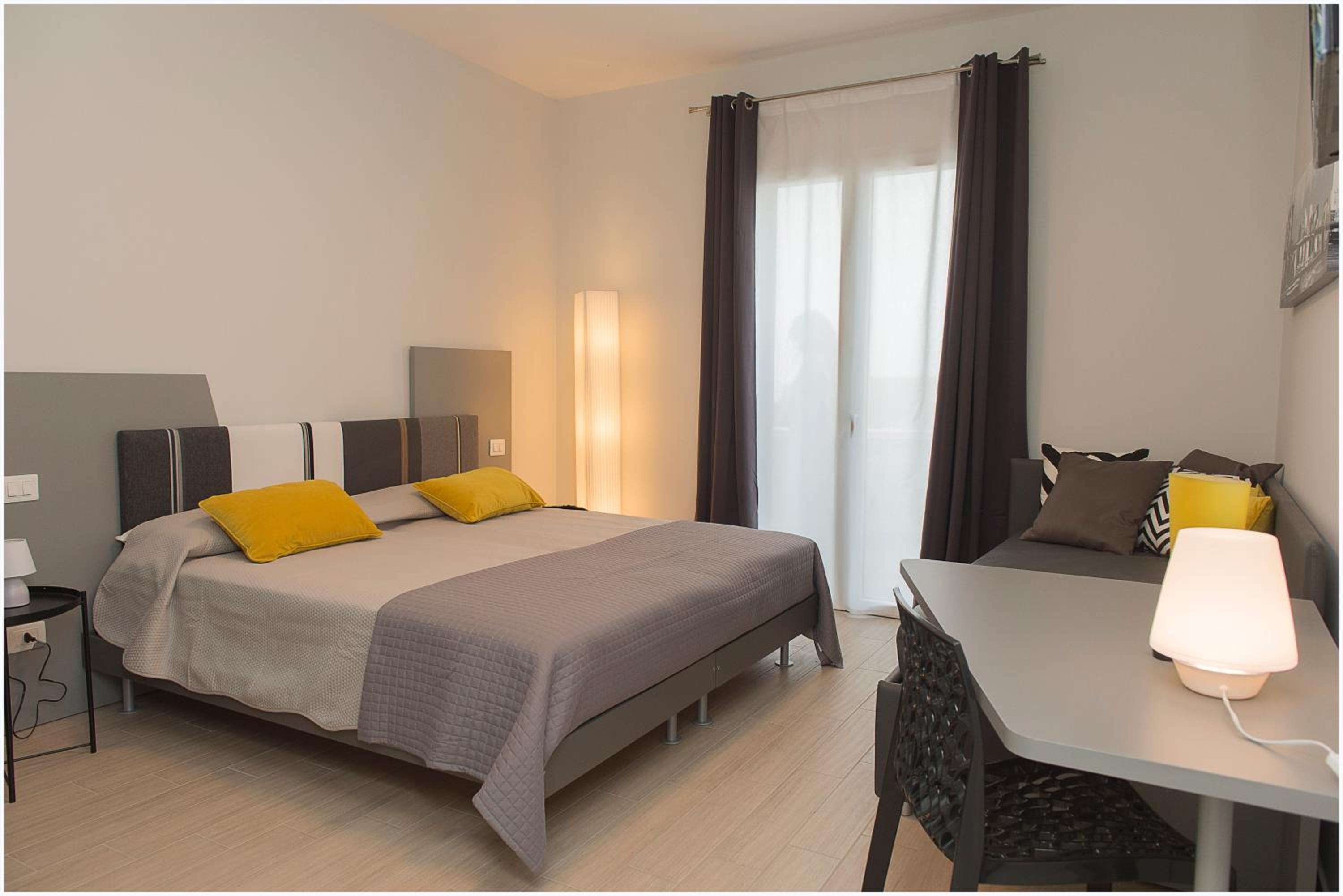 Triple Room with Terrace photo 1