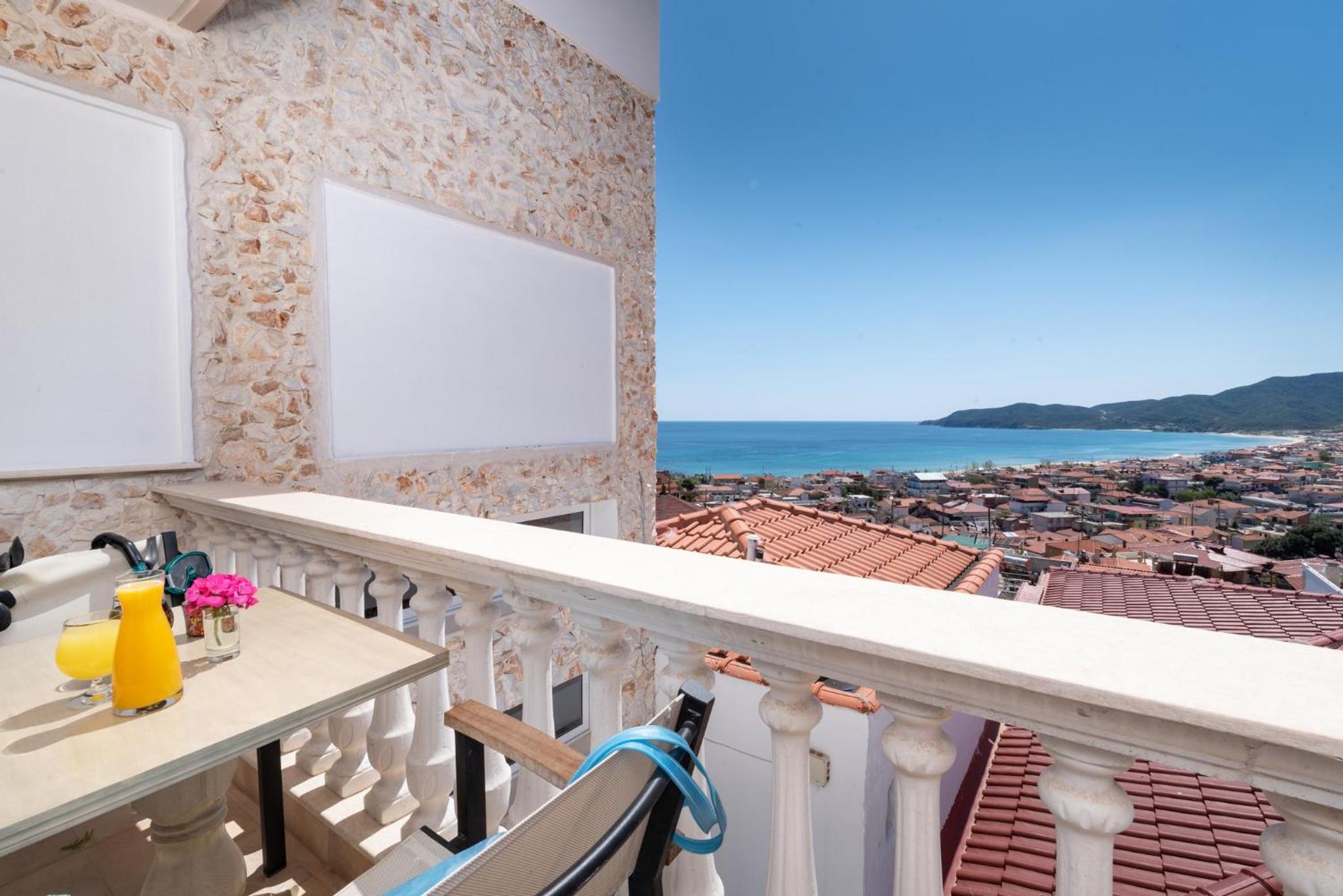 Family Room with Sea View photo 2