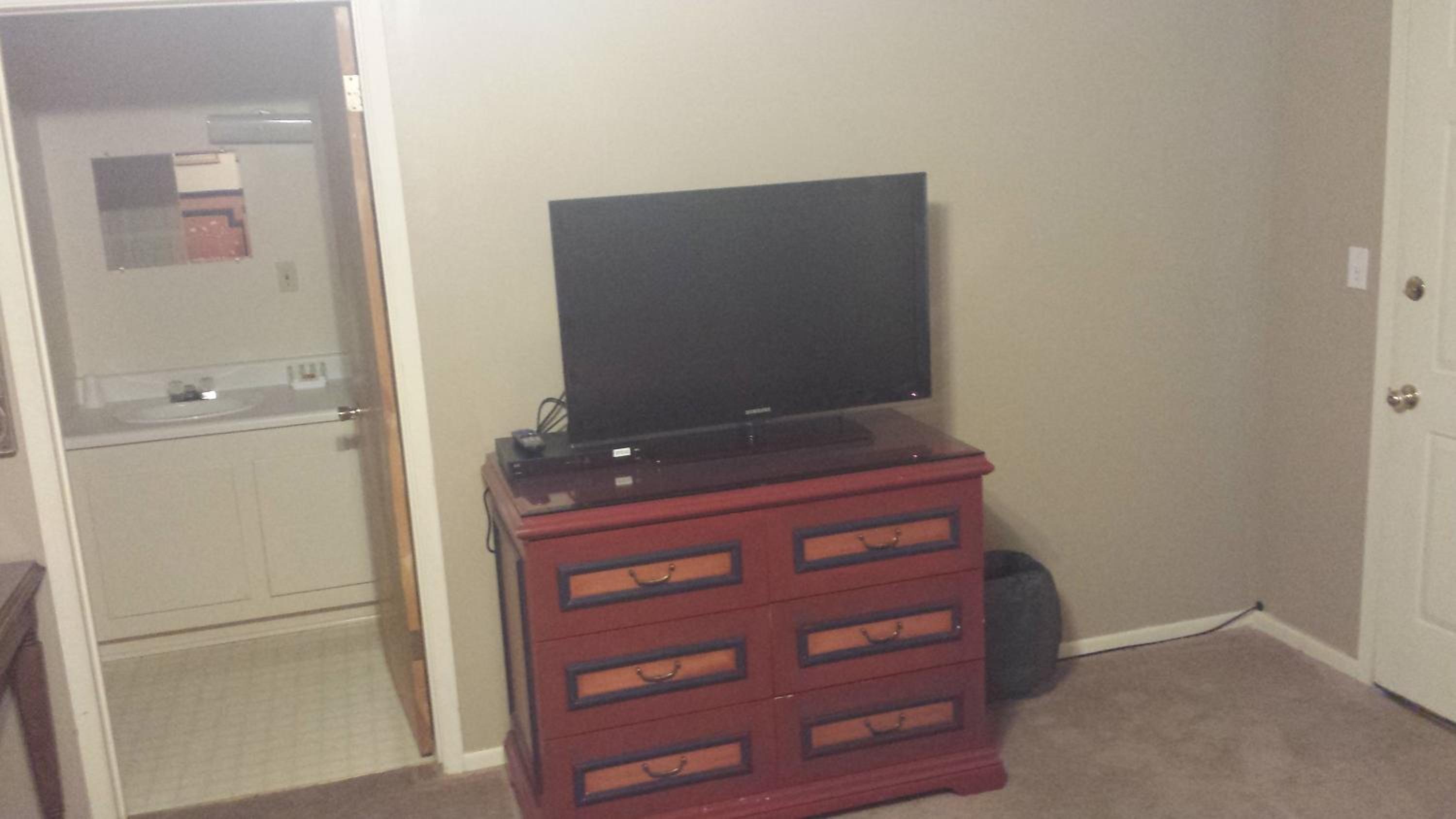 Queen Room photo 3