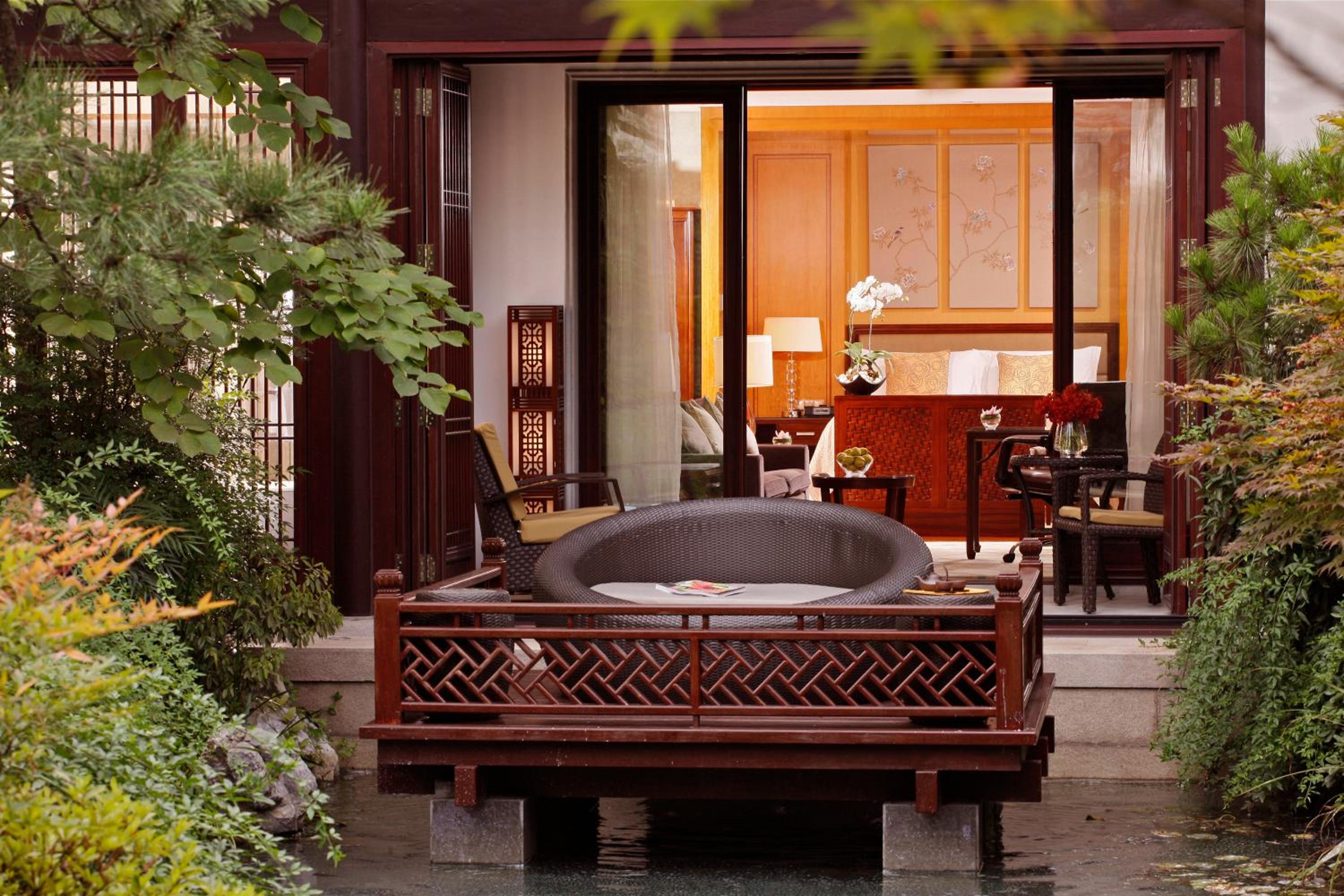 Garden Terrace King Room photo 3