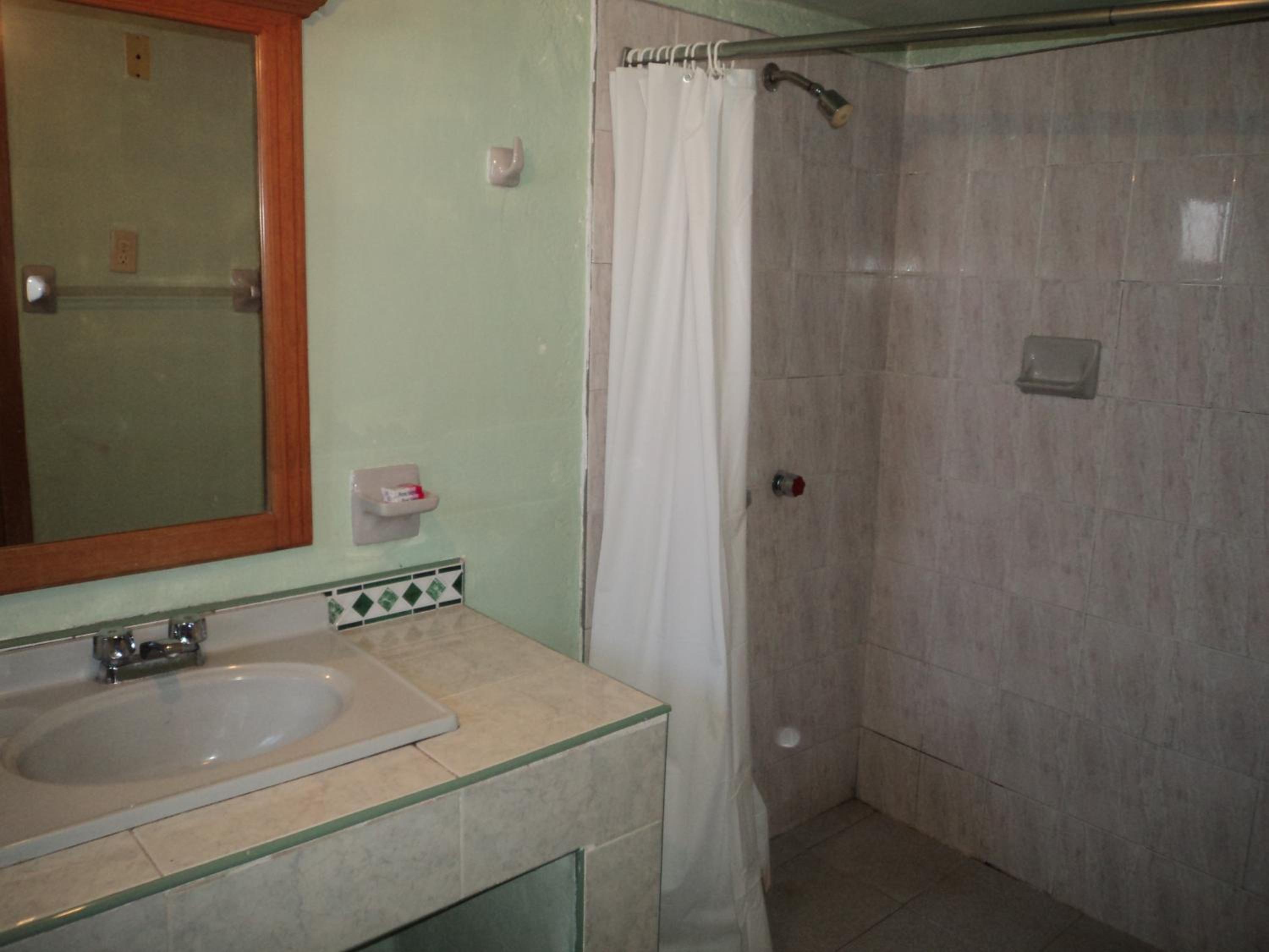 Two-Bedroom Cottage photo 3