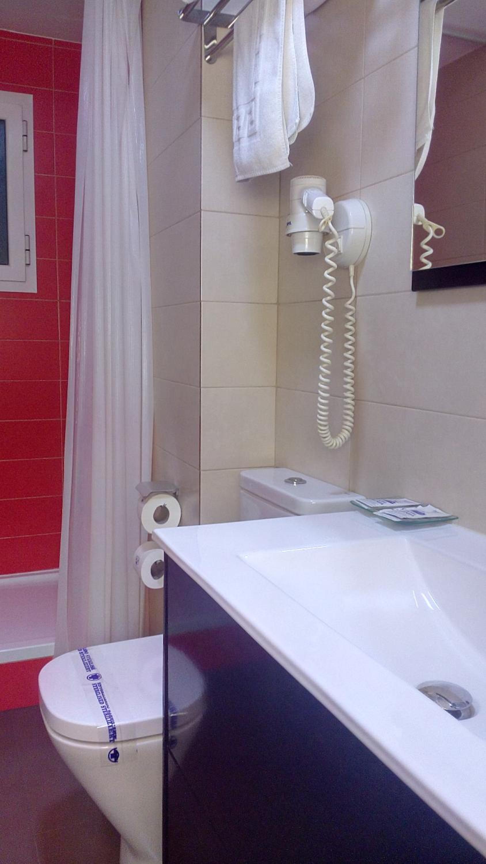 Single Room photo 3