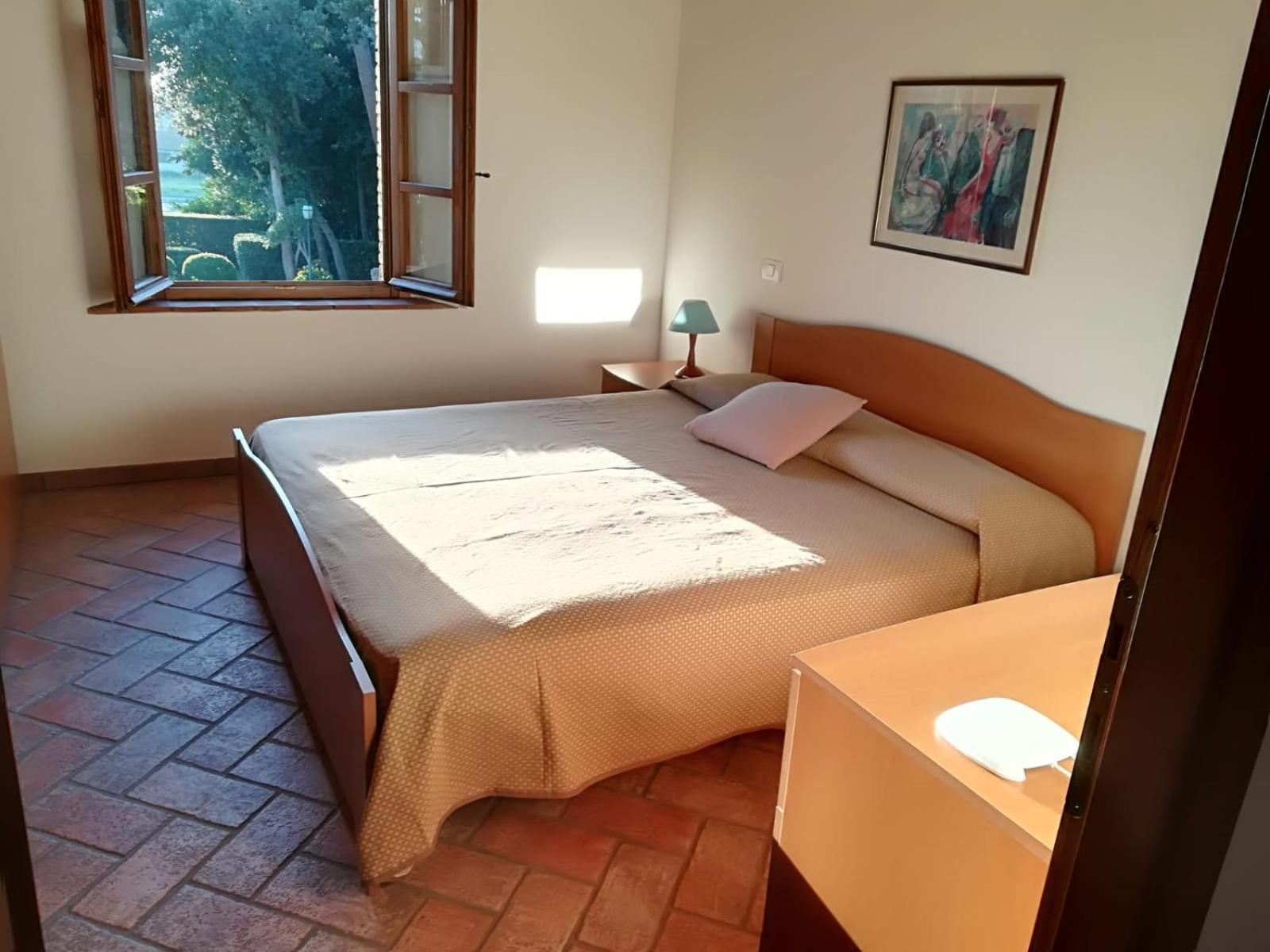Three-Bedroom House photo 3