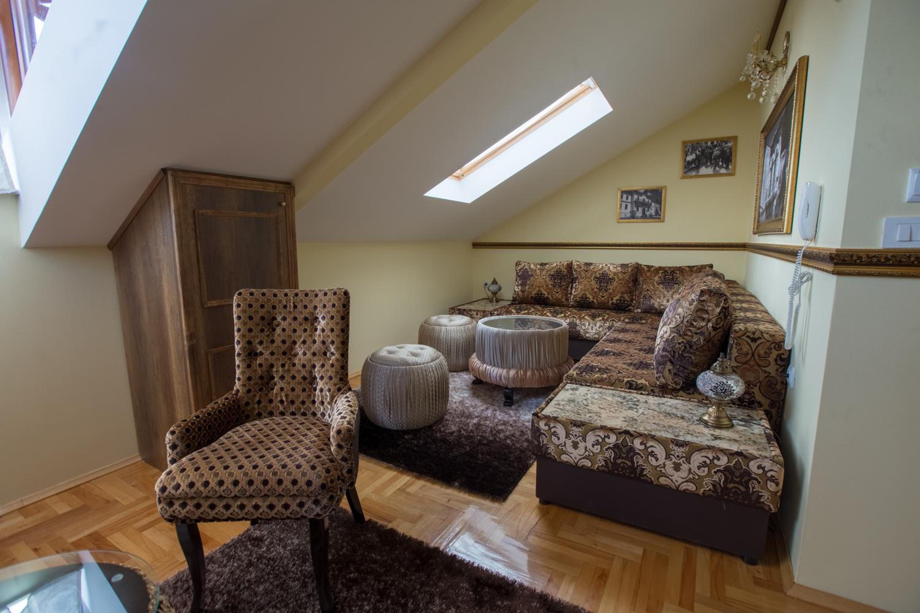 Triple Room with Balcony photo 3