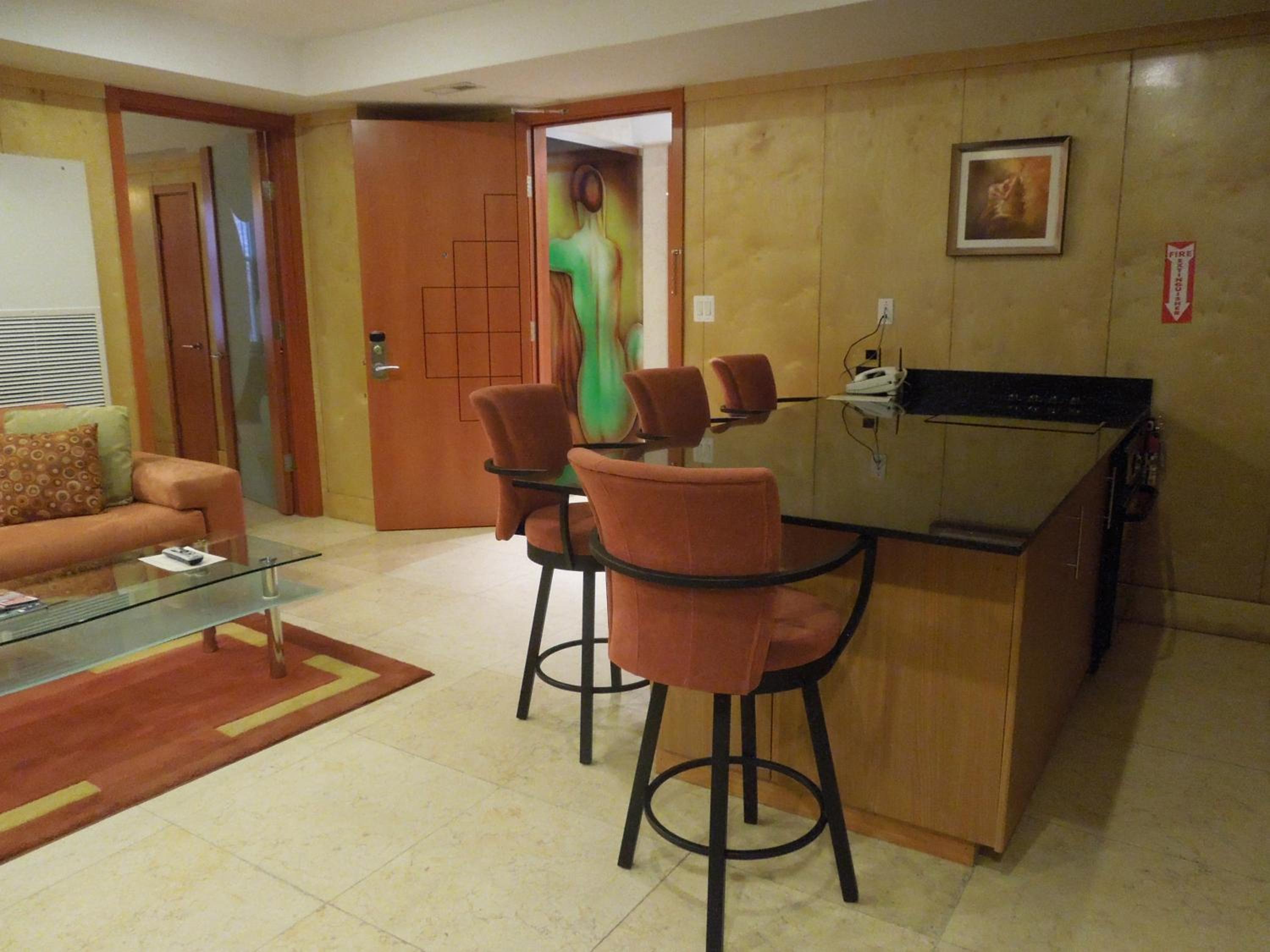 Independence Suite - Photo 2