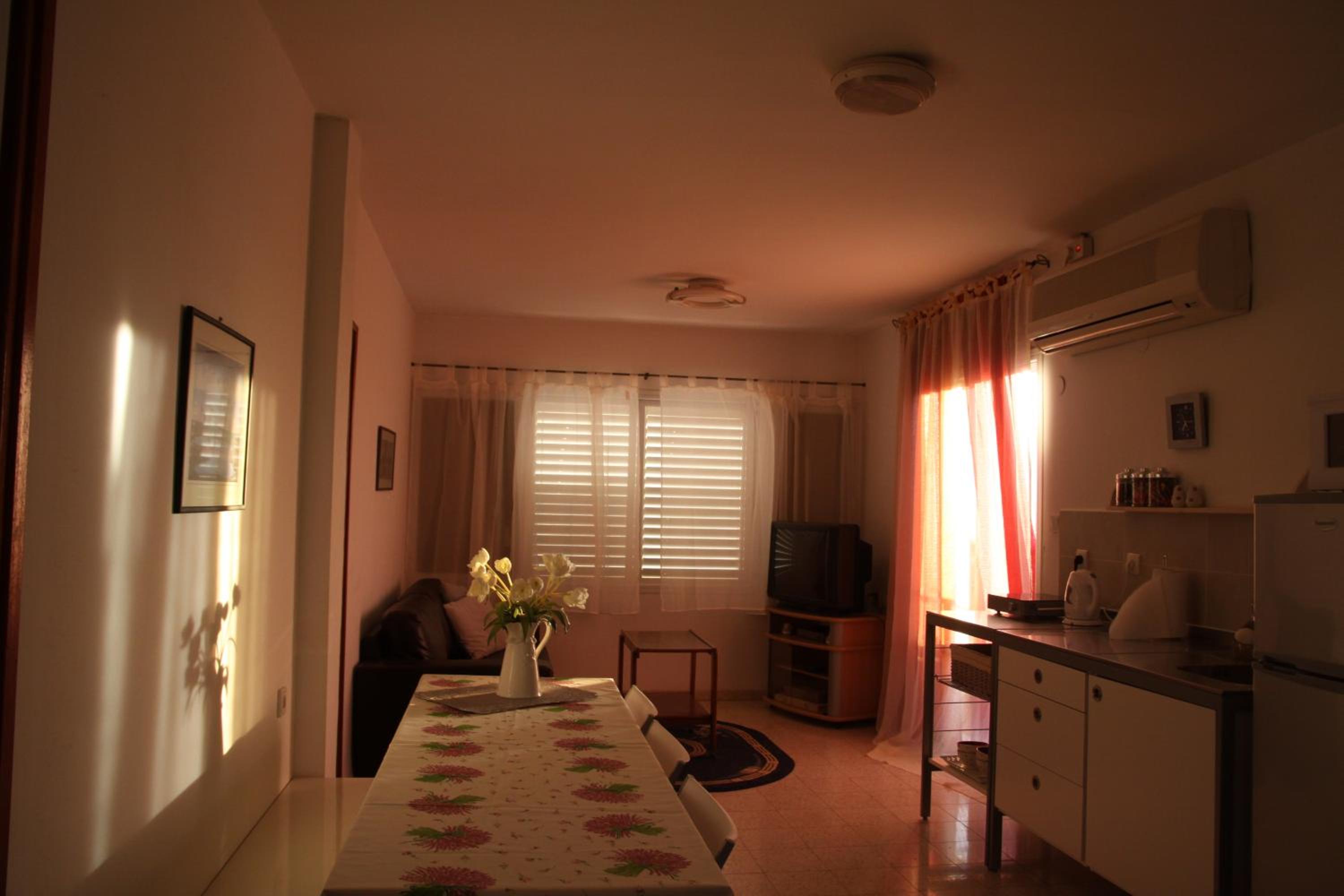 Apartment - Photo 3
