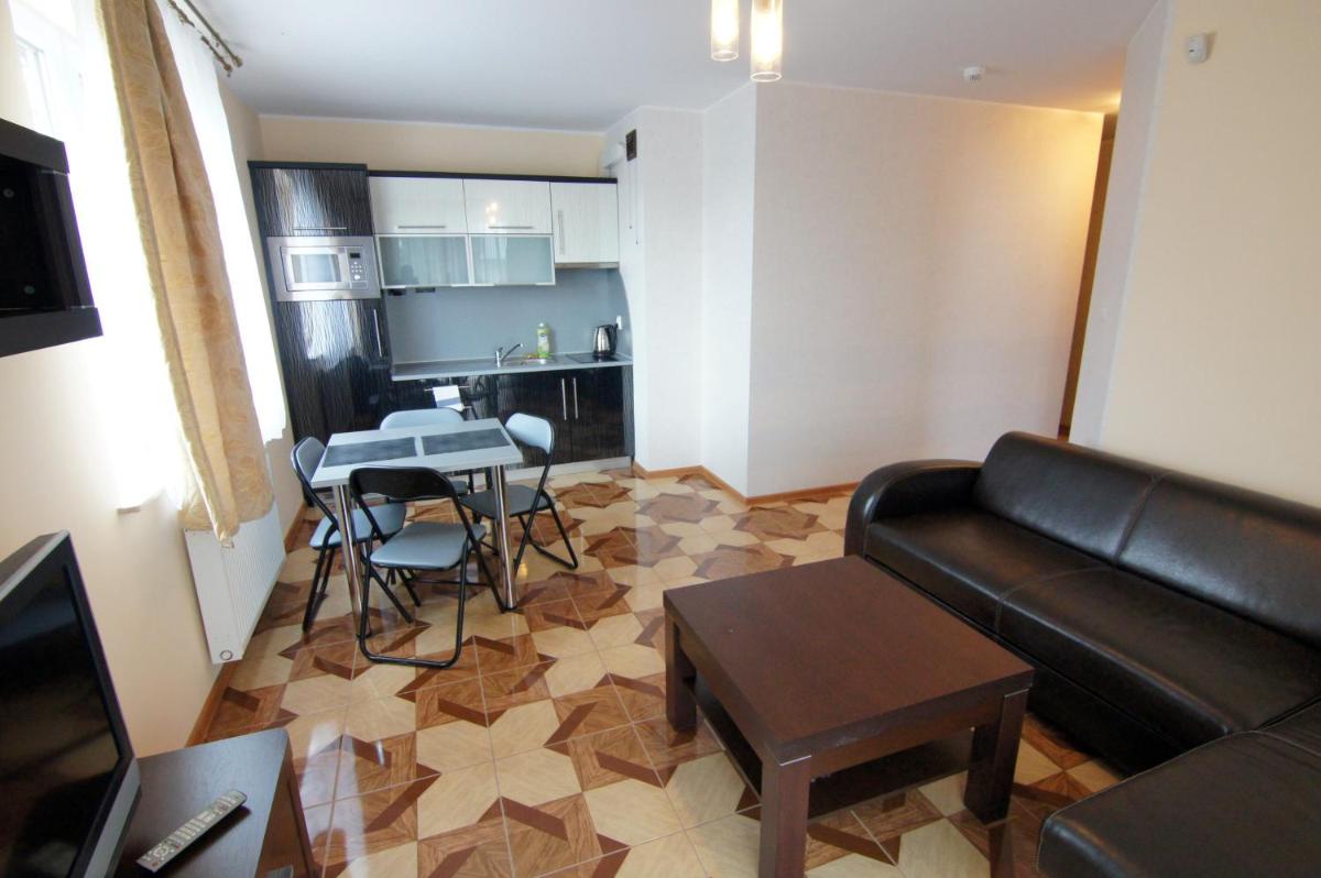 Apartment photo 3