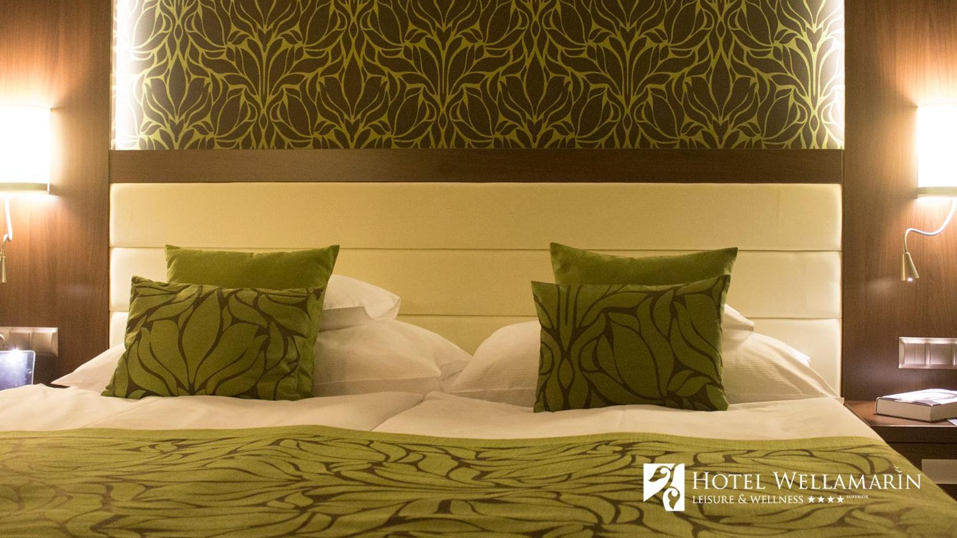 Deluxe Double Room with Balcony photo 3