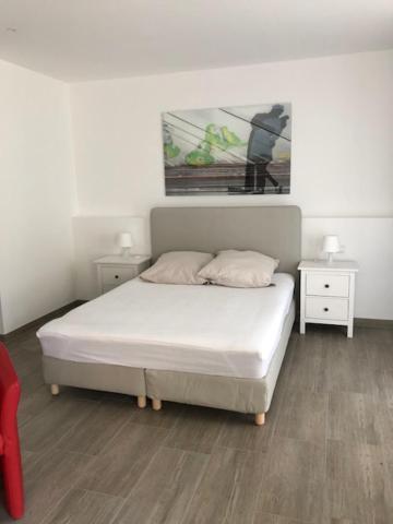 Apartment photo 2