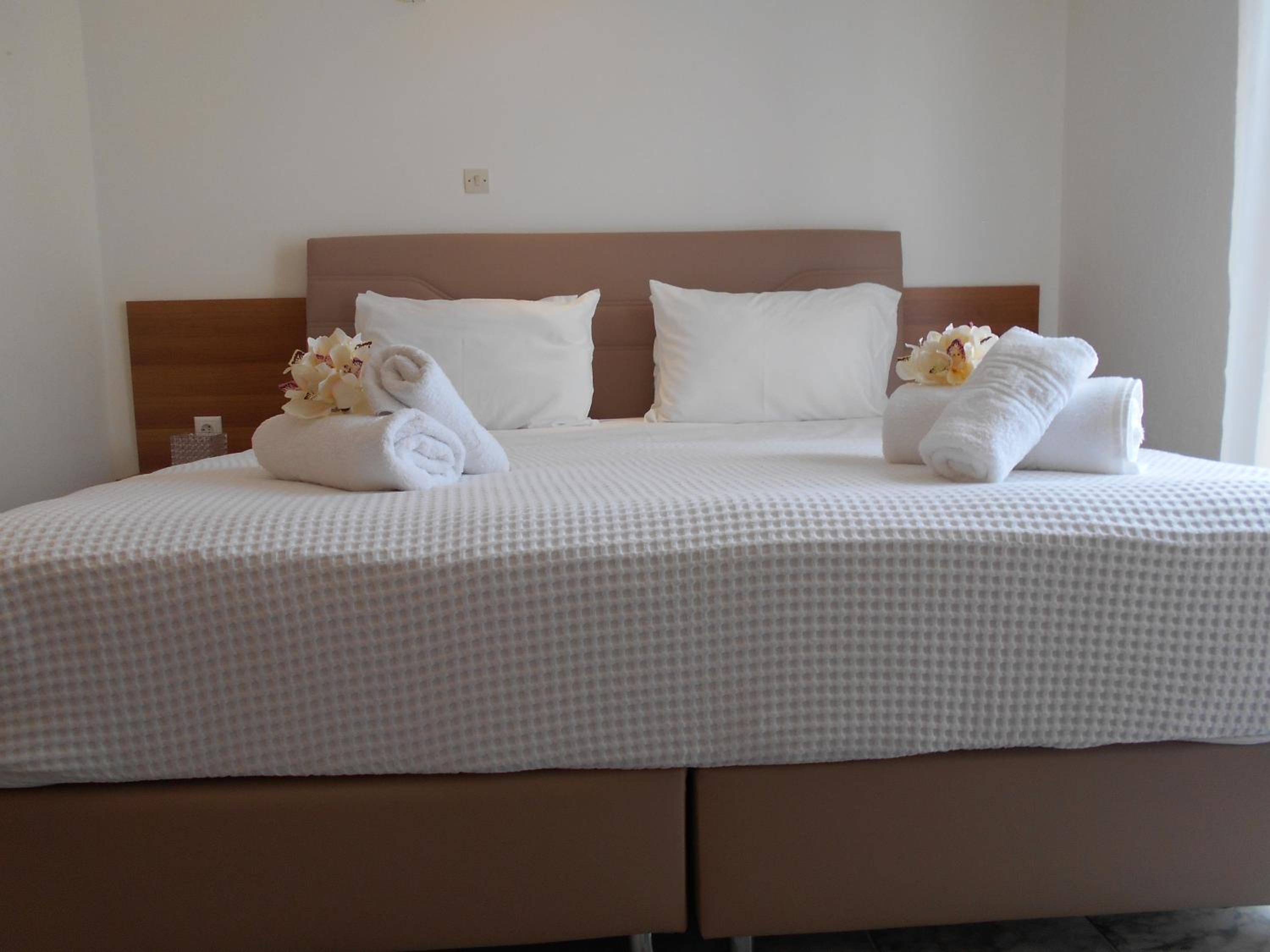 King Room (for 2 or 3) photo 1