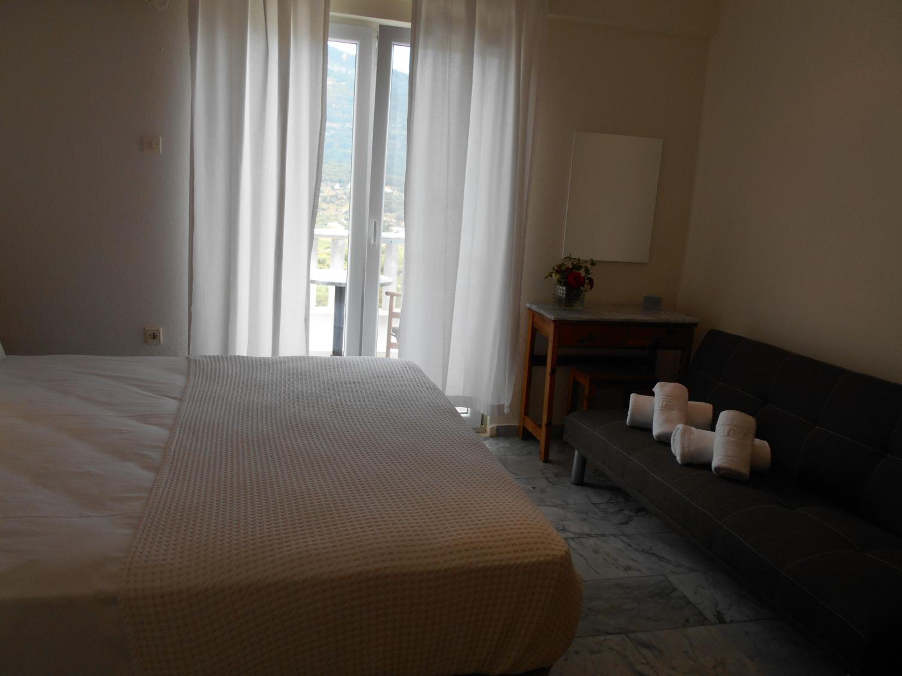 King Room (for 2 or 3) photo 2