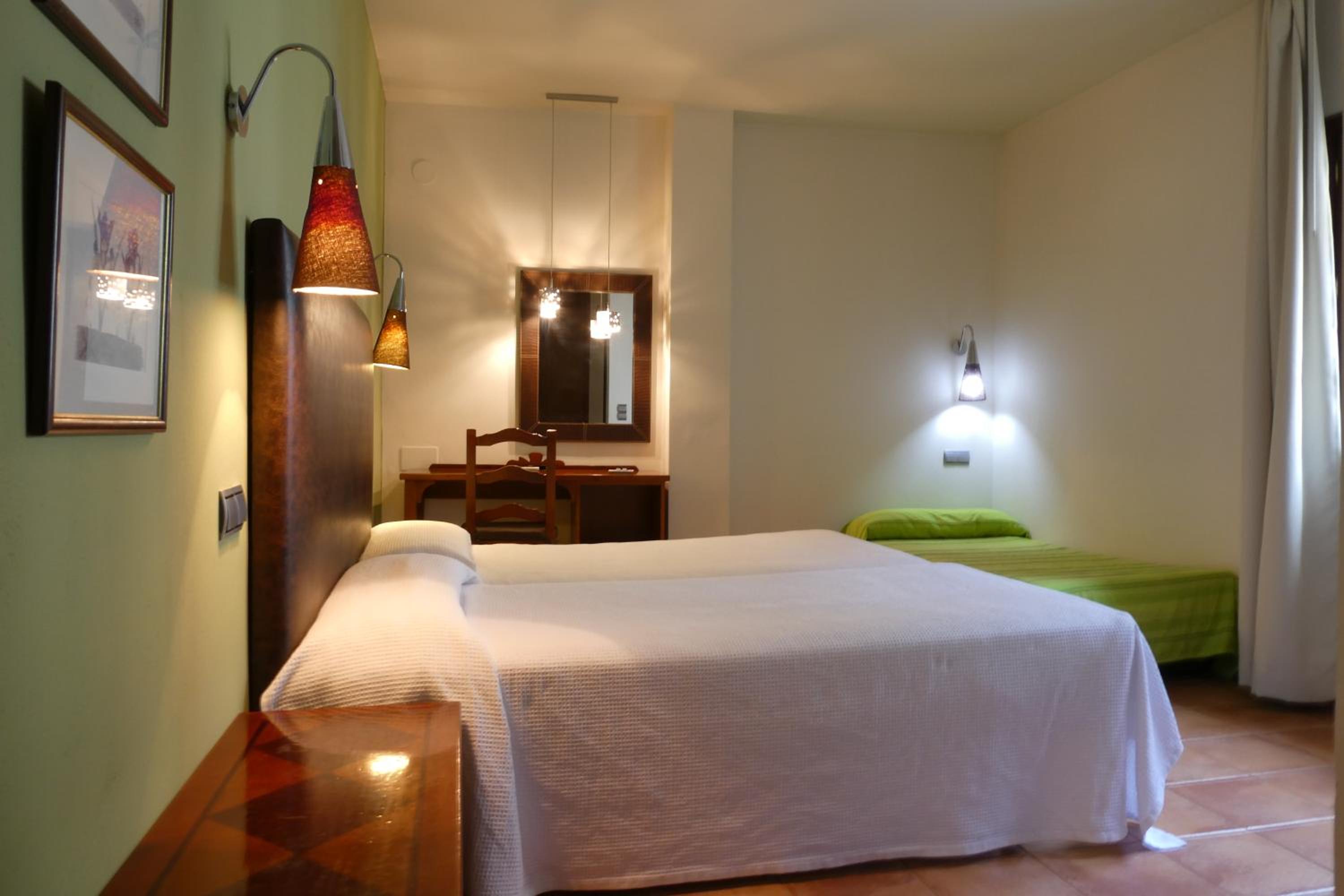 Habitación familiar con baño