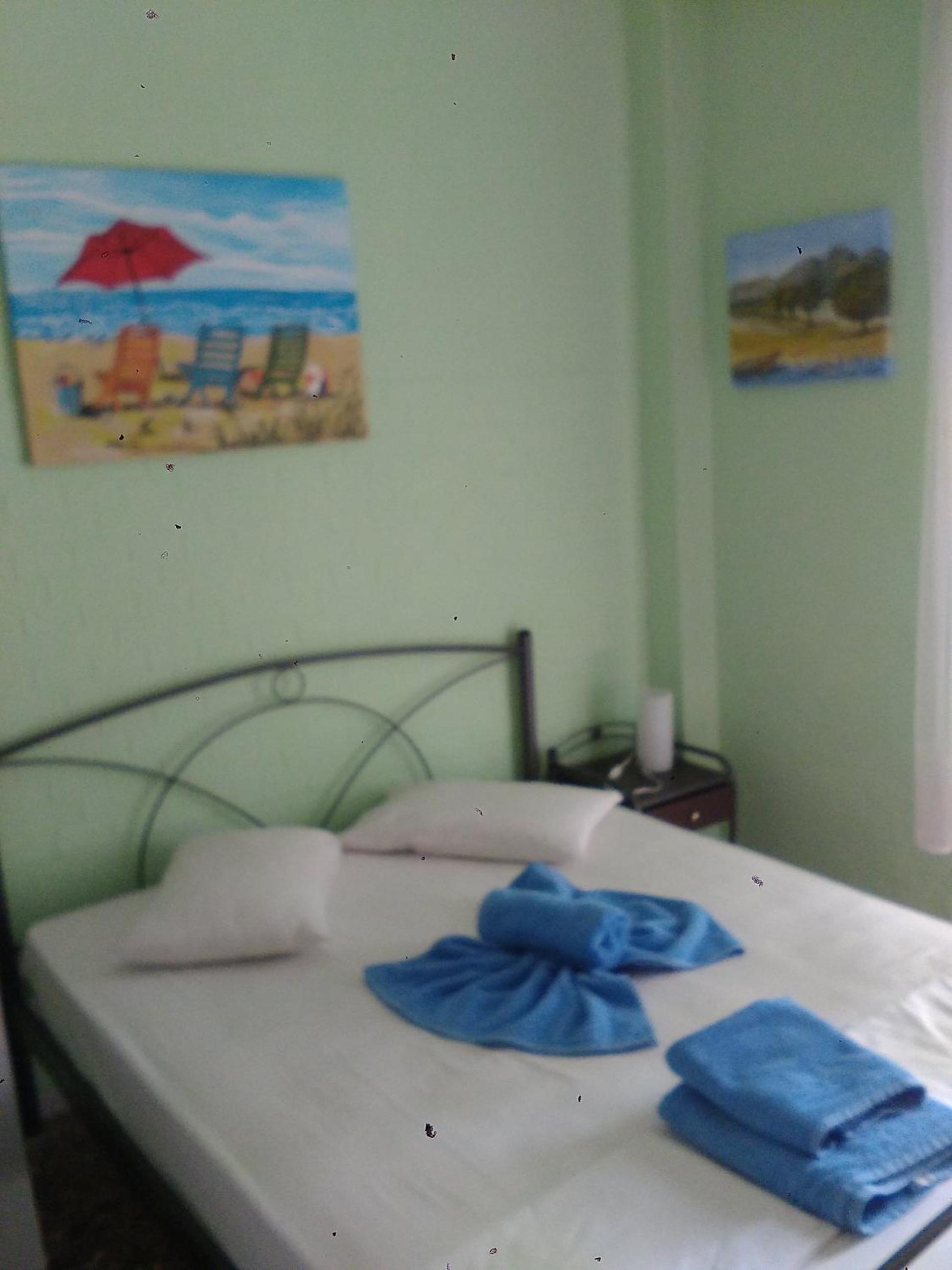 Studio (2 Adults) Double Bed - Photo 8
