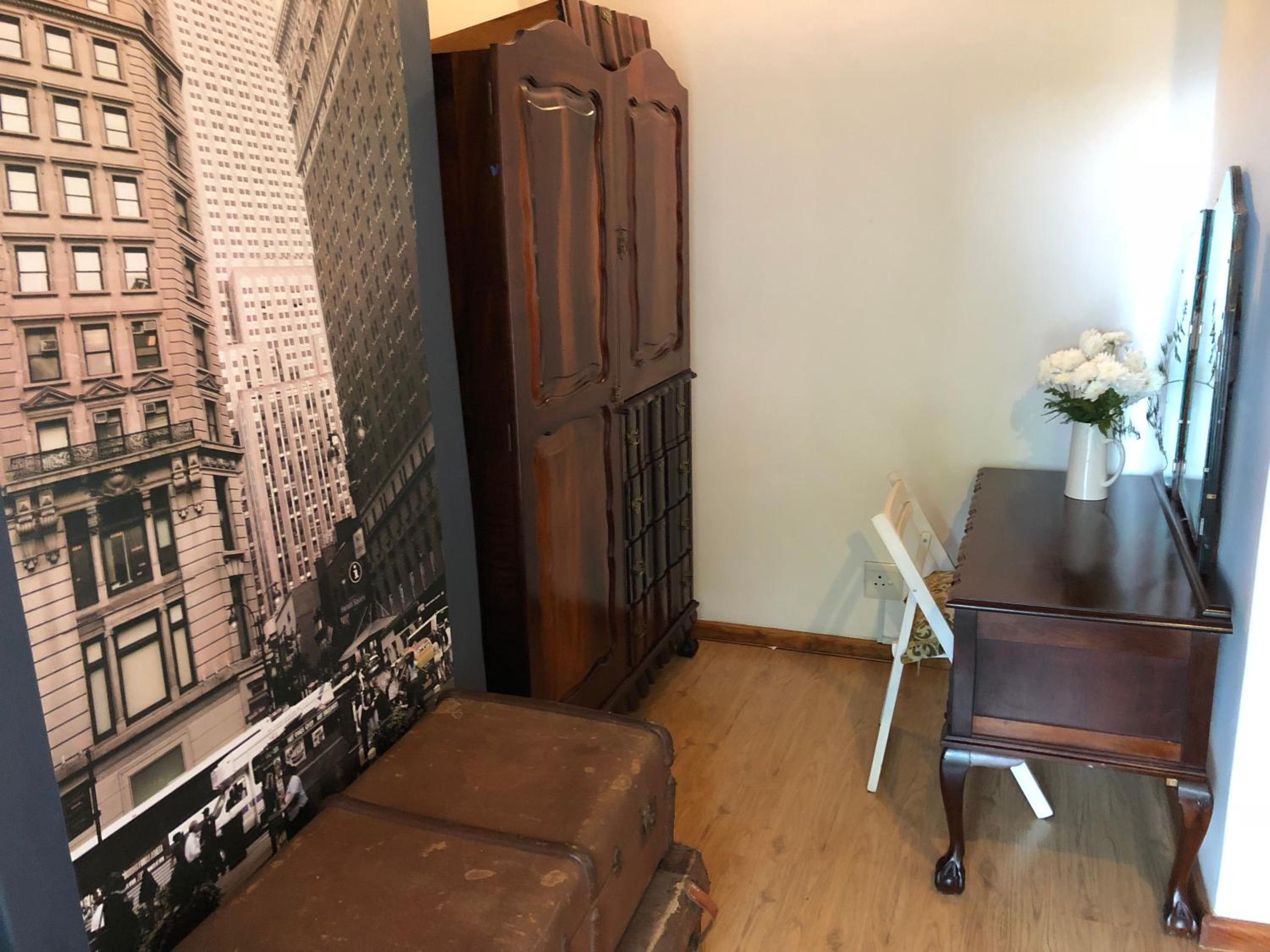 Two-Bedroom Suite - Photo 11