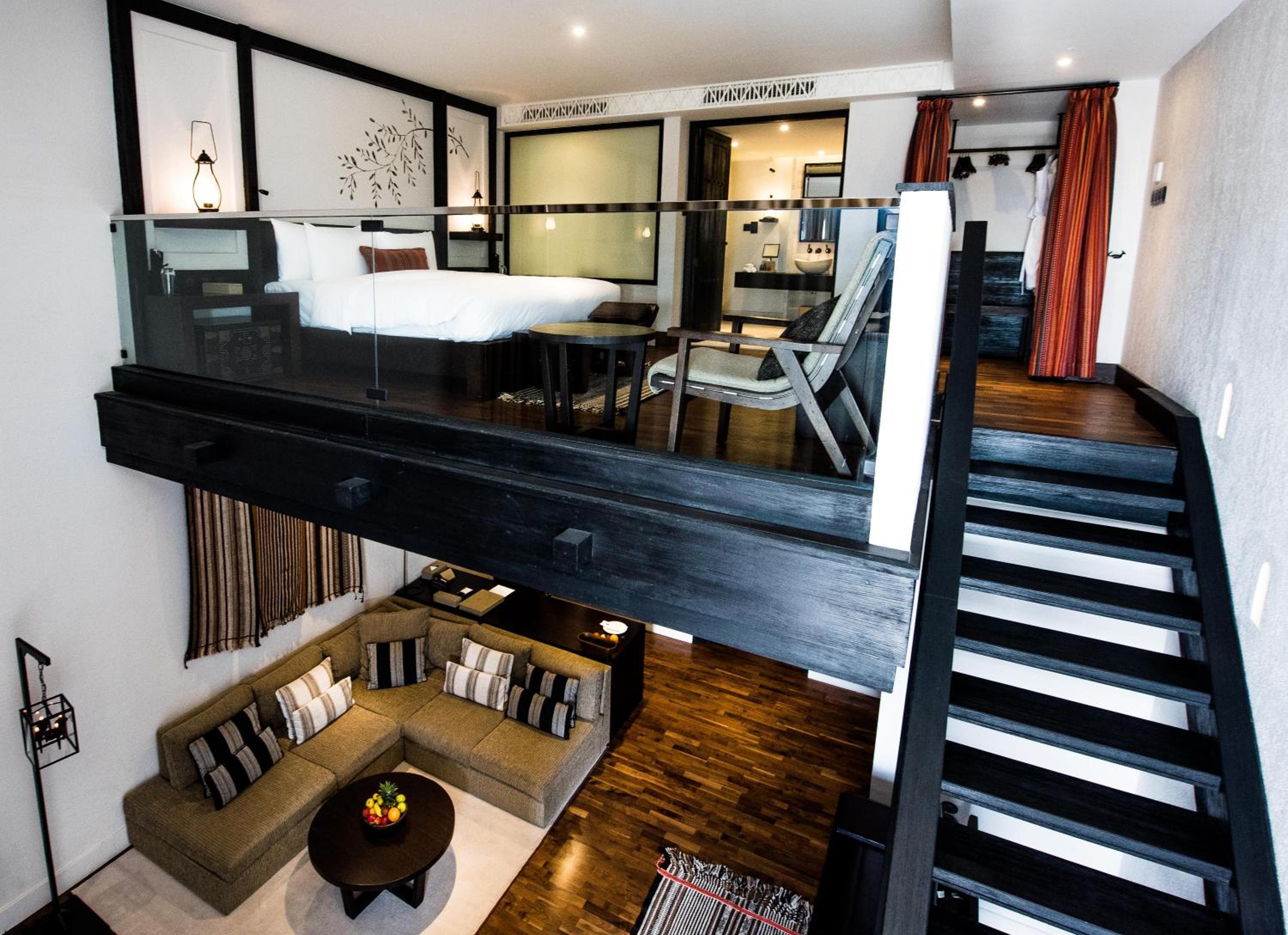 Loft Suite - Photo 3