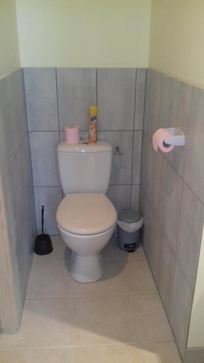 One-Bedroom House - Photo 10