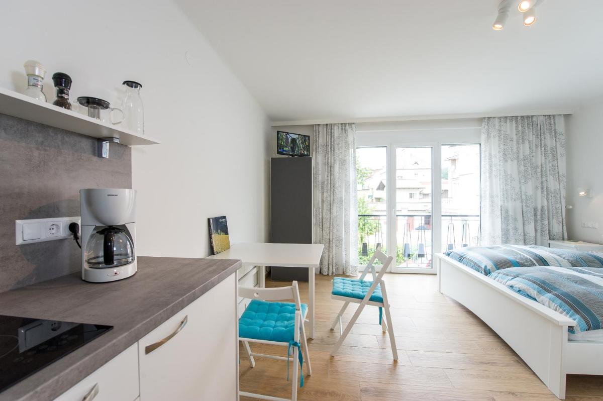 Studio Apartment photo 2