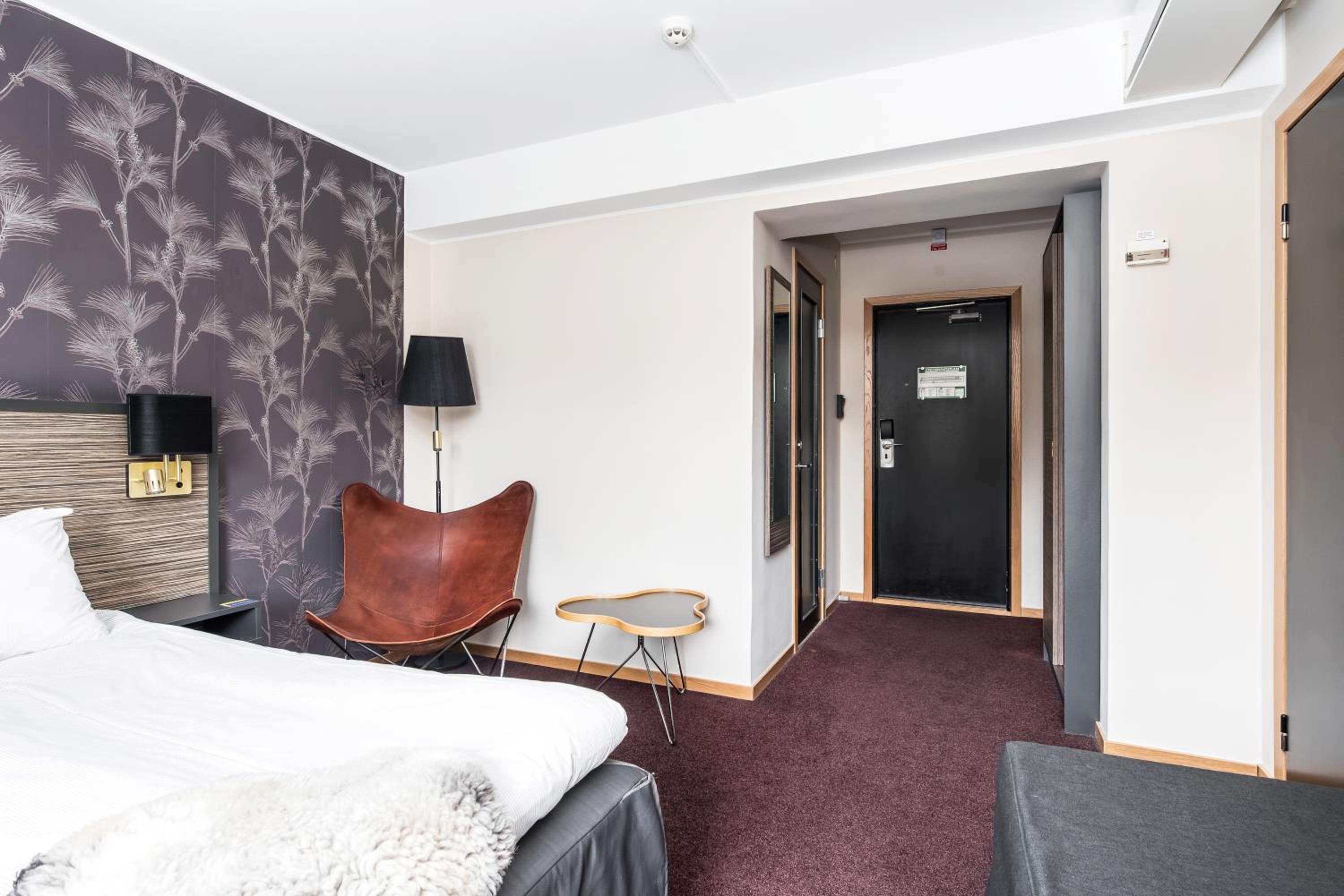 Standard Twin Room - Photo 1