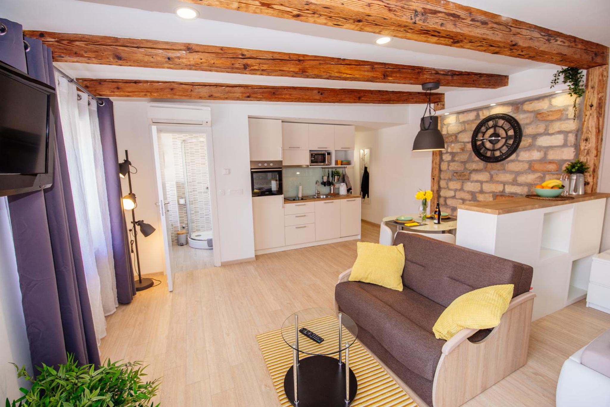 Apartment - Photo 11