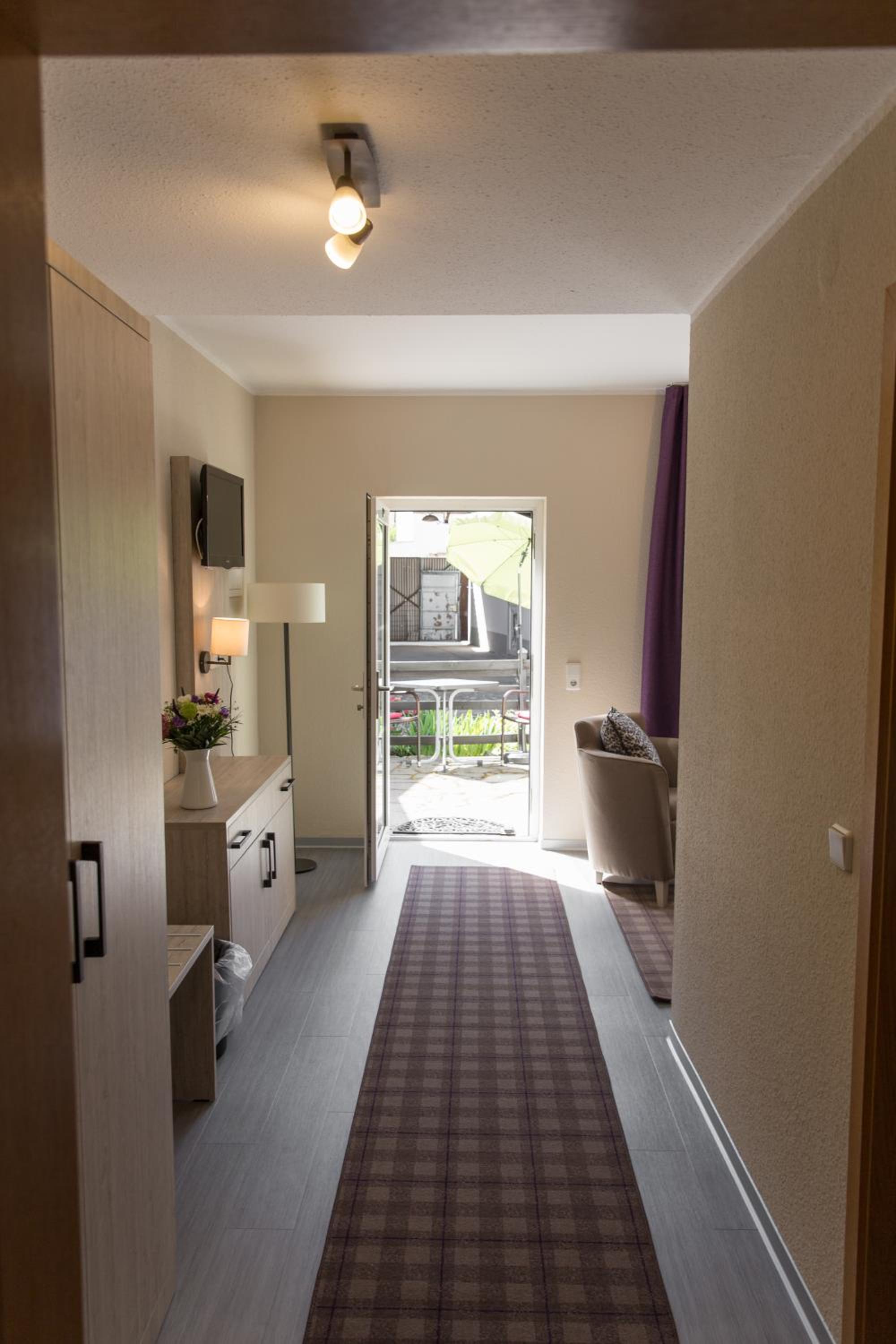Apartment - Ground Floor photo 2