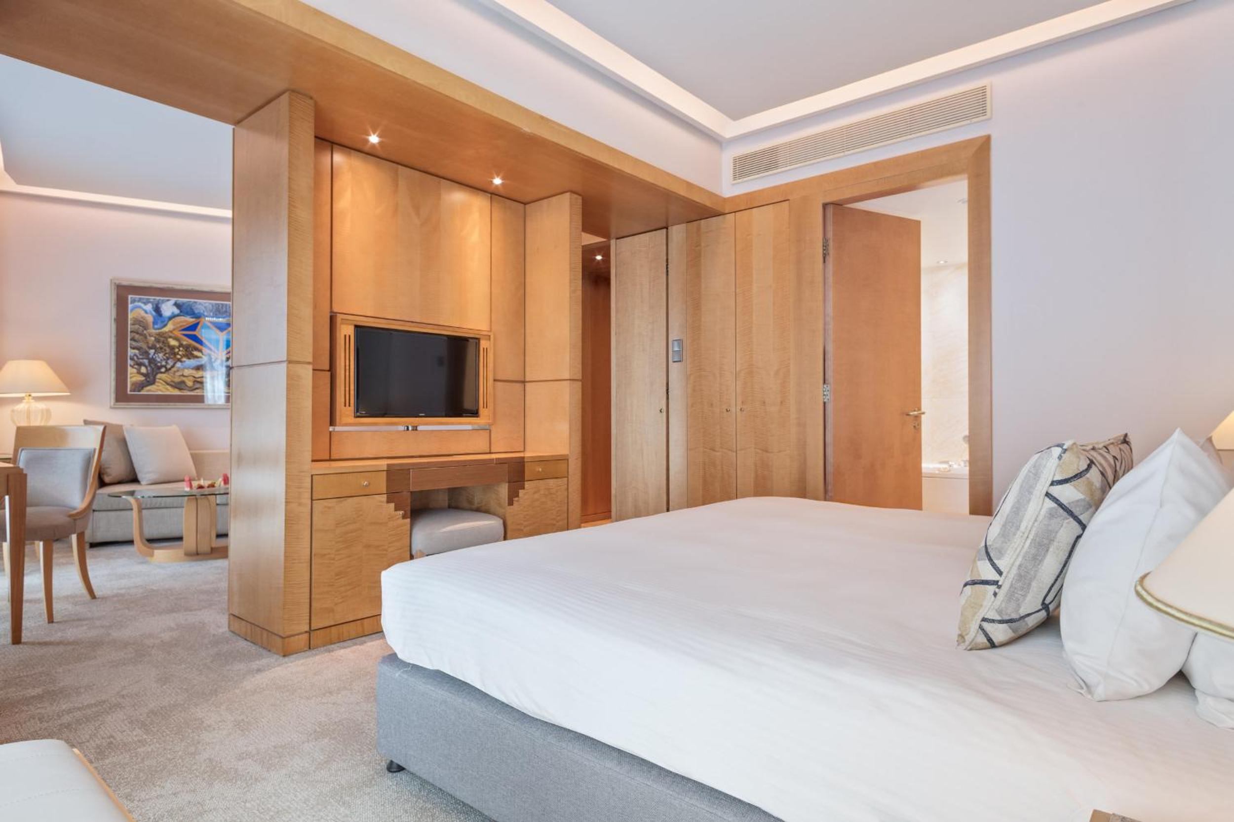 Executive Junior Suite - Photo 6