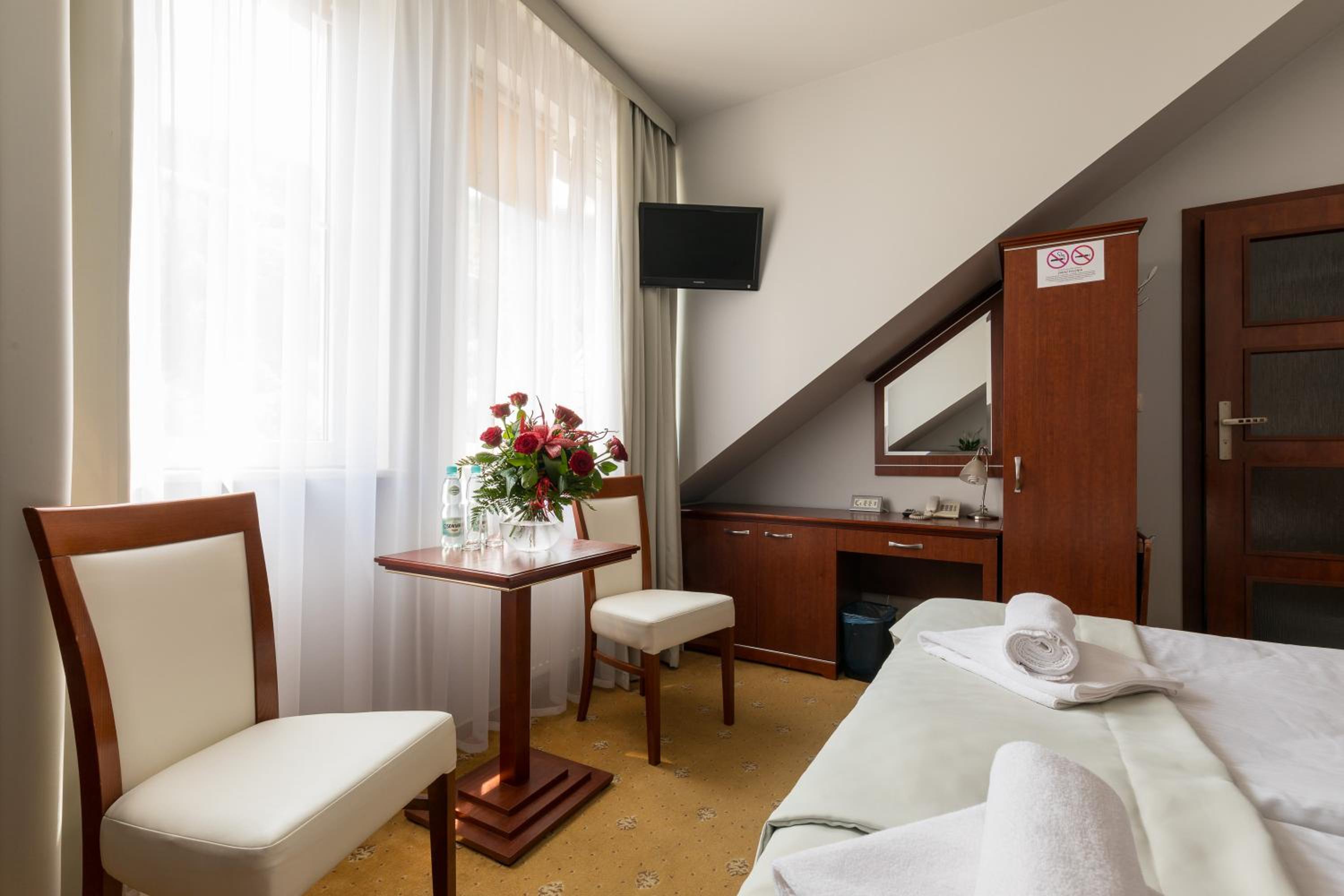 Small Double Room photo 2