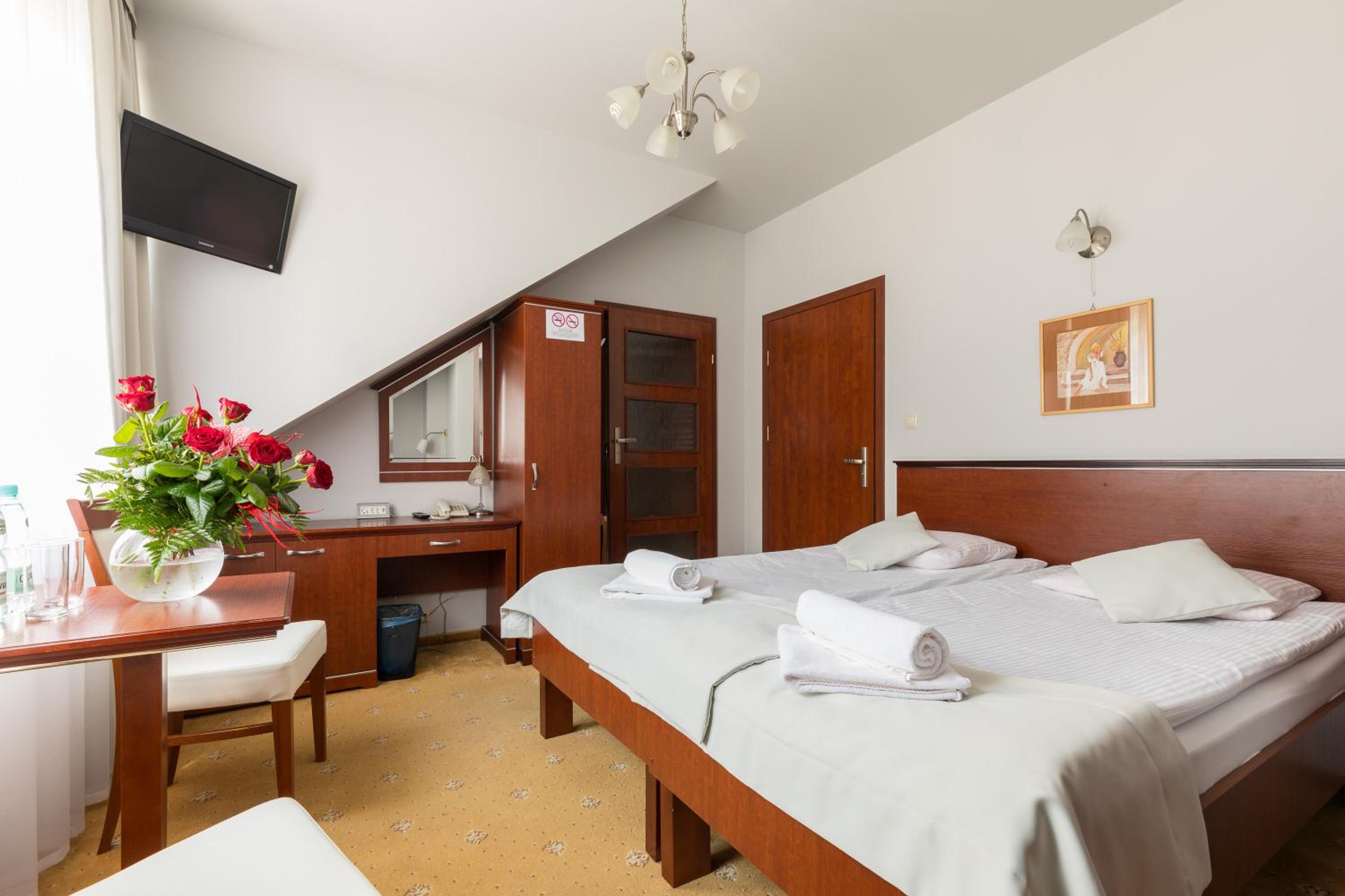 Small Double Room photo 1
