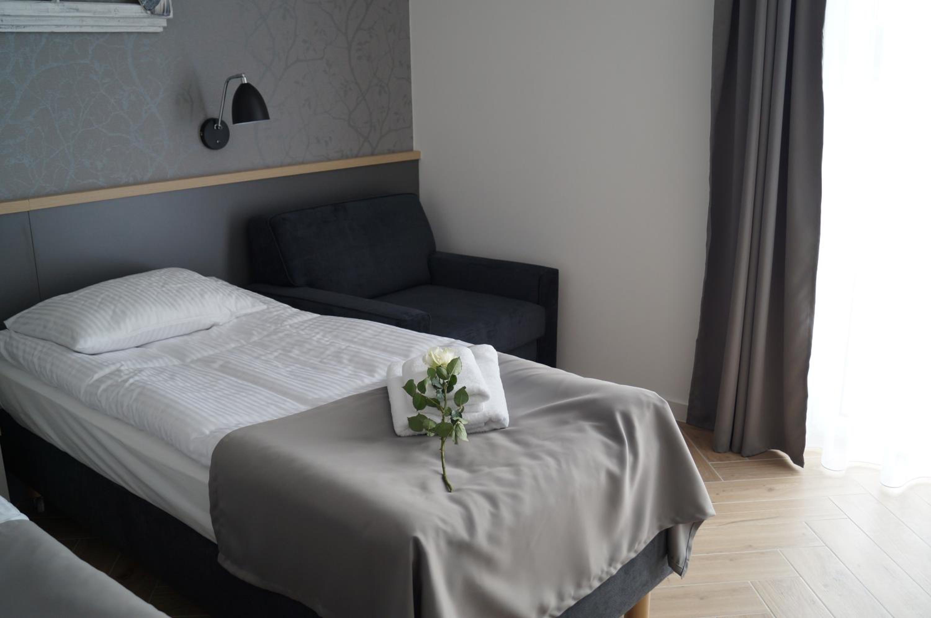 Double or Twin Room - Photo 2