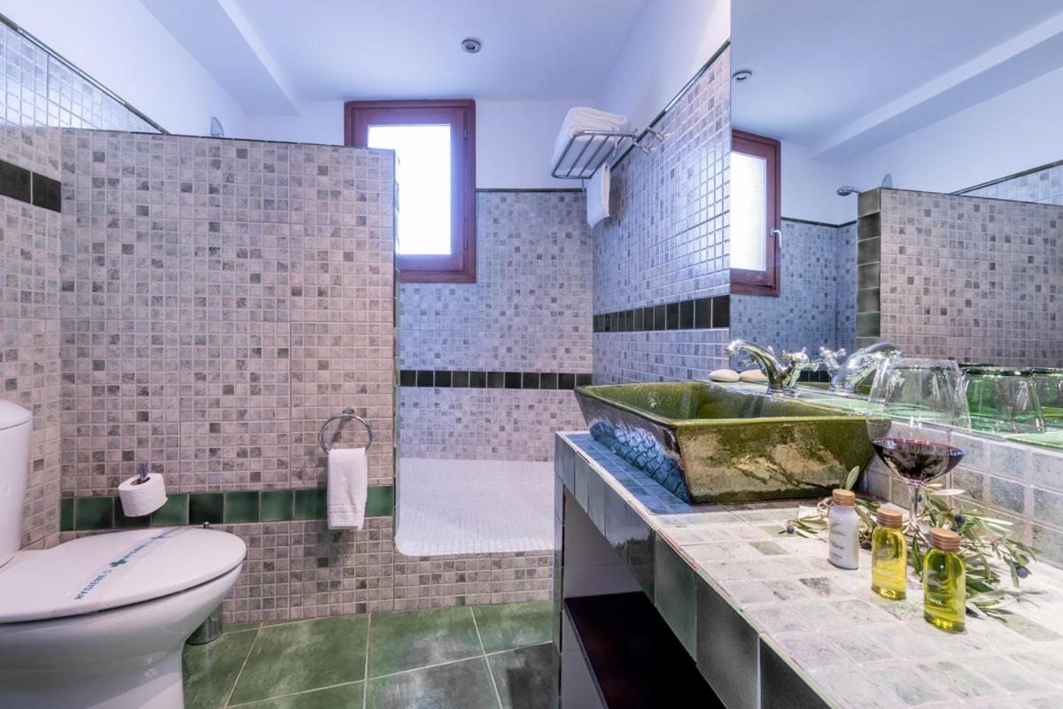 Suite with Vineyard and Park Natural view photo 2