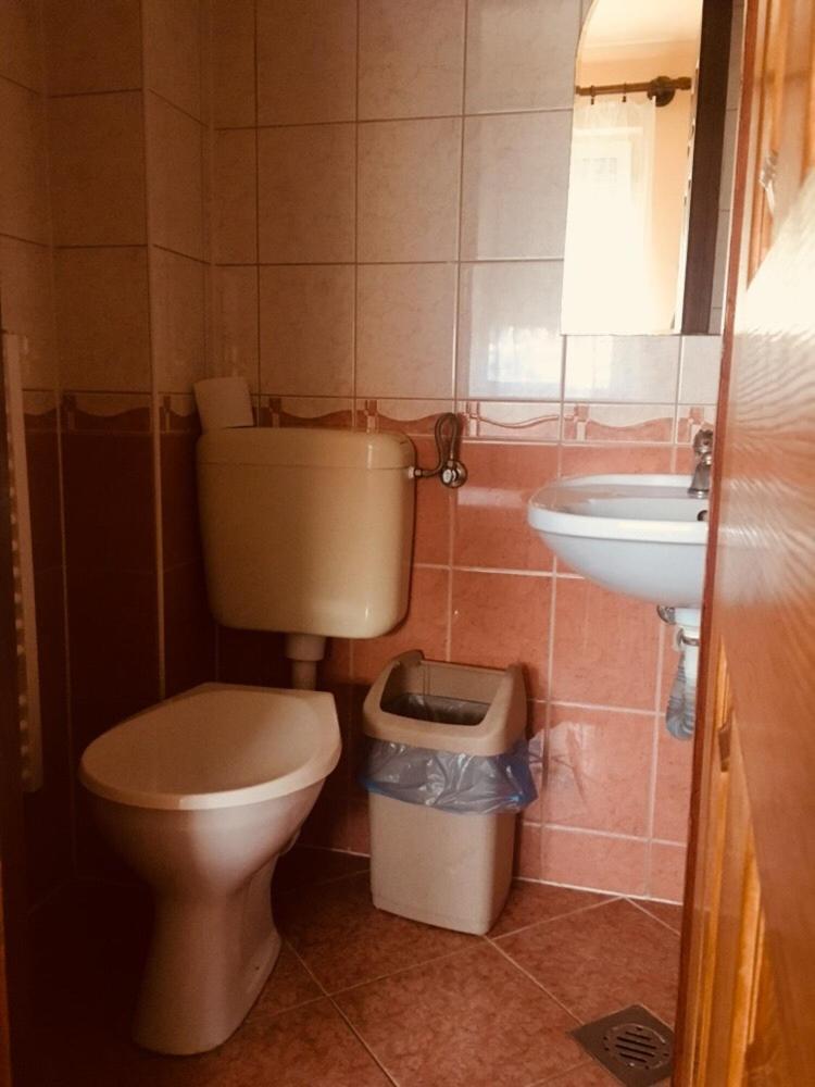 Basic Twin Room - Photo 1