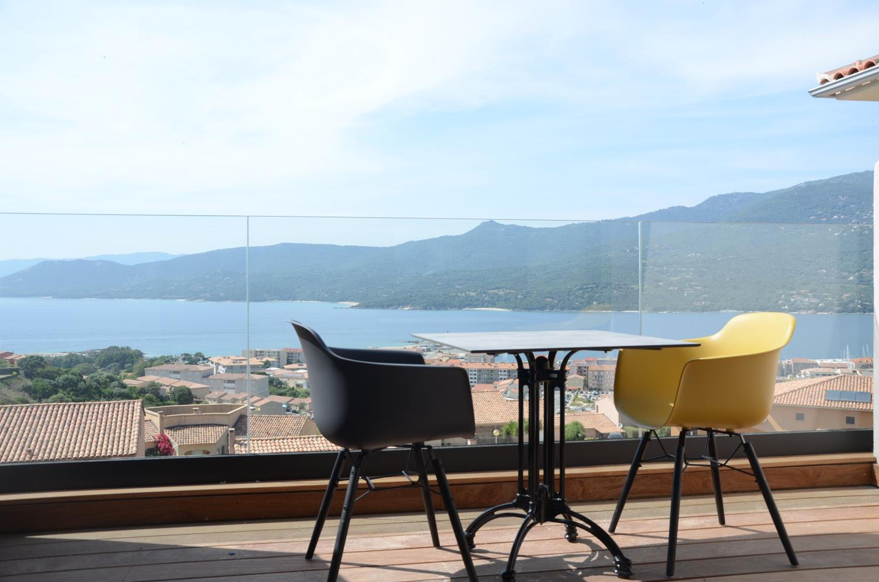 Deluxe Double Room With Terrace And Sea View - Photo 3