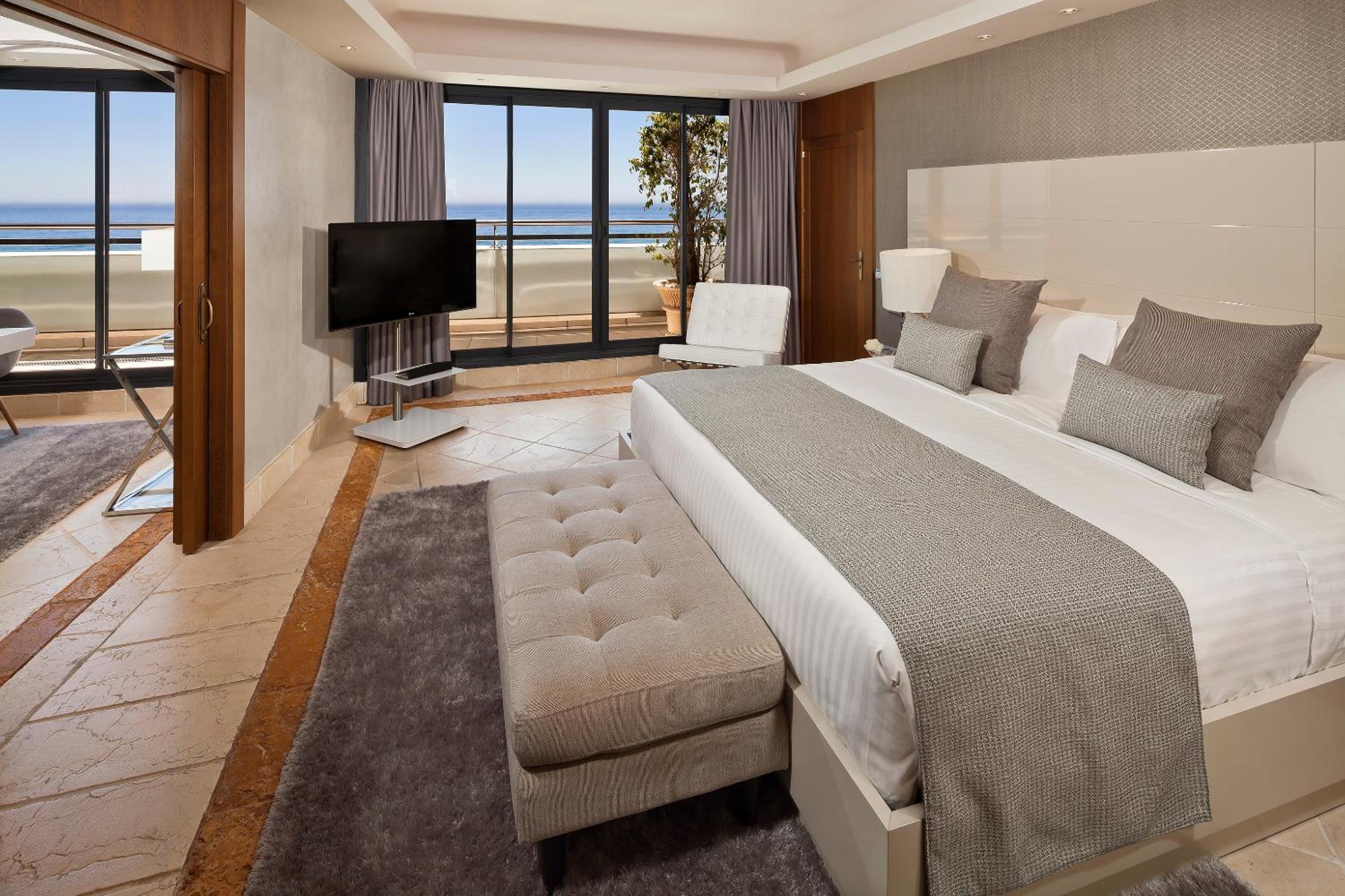 Suite Penthouse Red Level con Vista al Mediterráneo