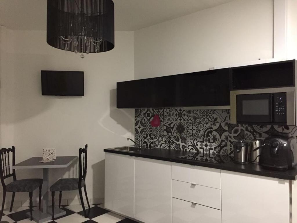 Standard Double or Twin Room with Garden View - Photo 2