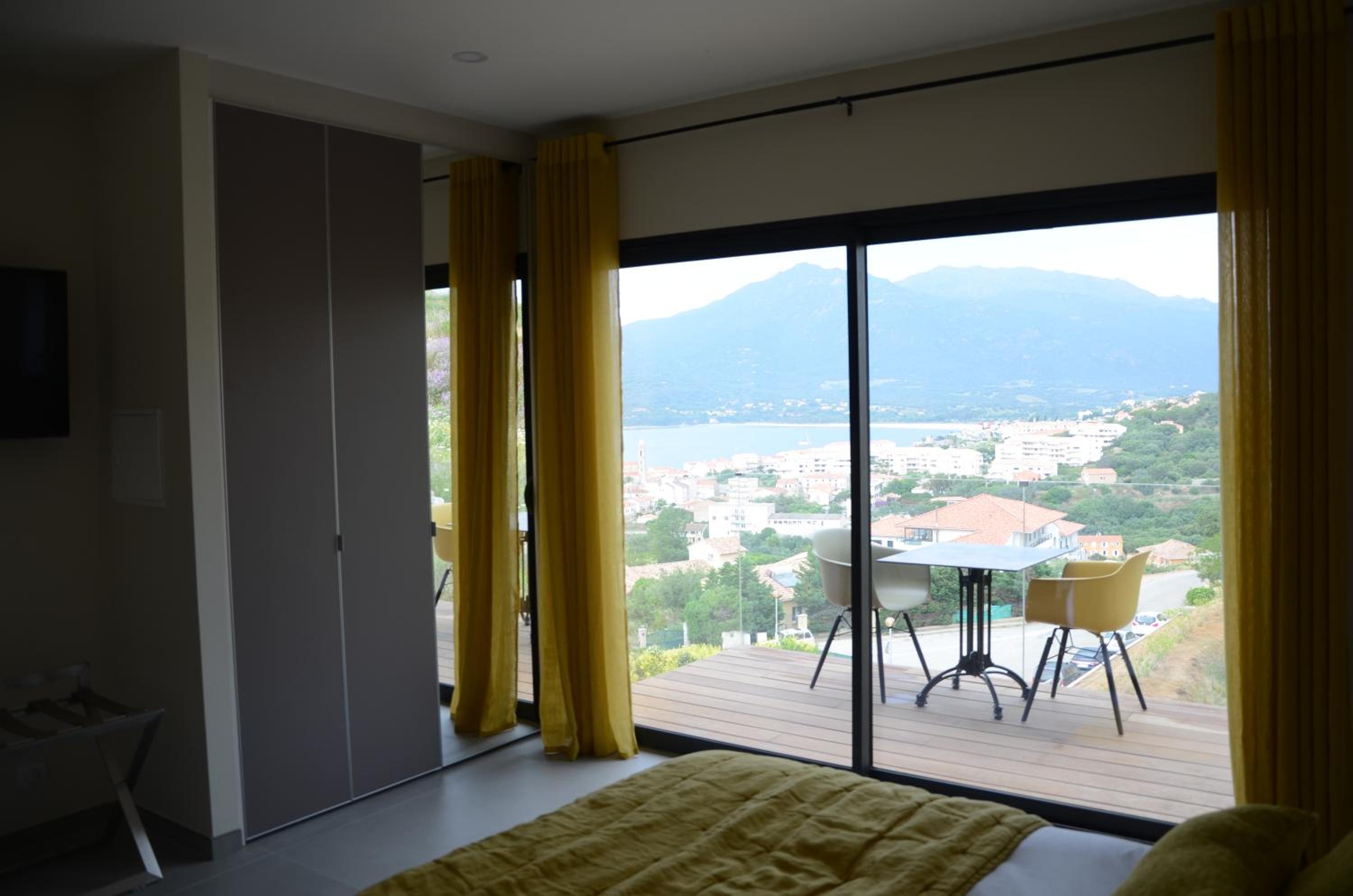 Double Room With Terrace And Sea View - Photo 4