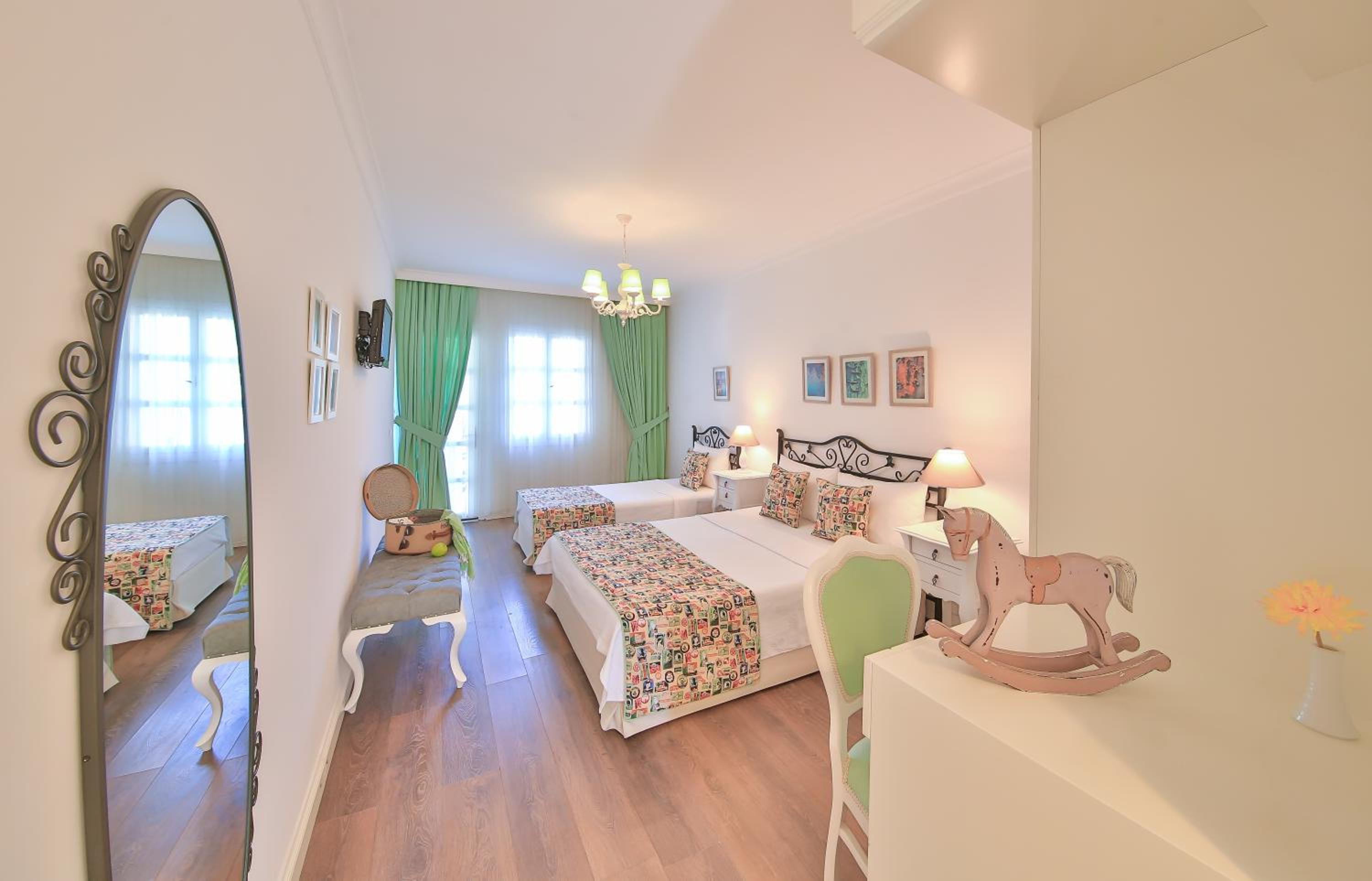 Quadruple Room with Garden View