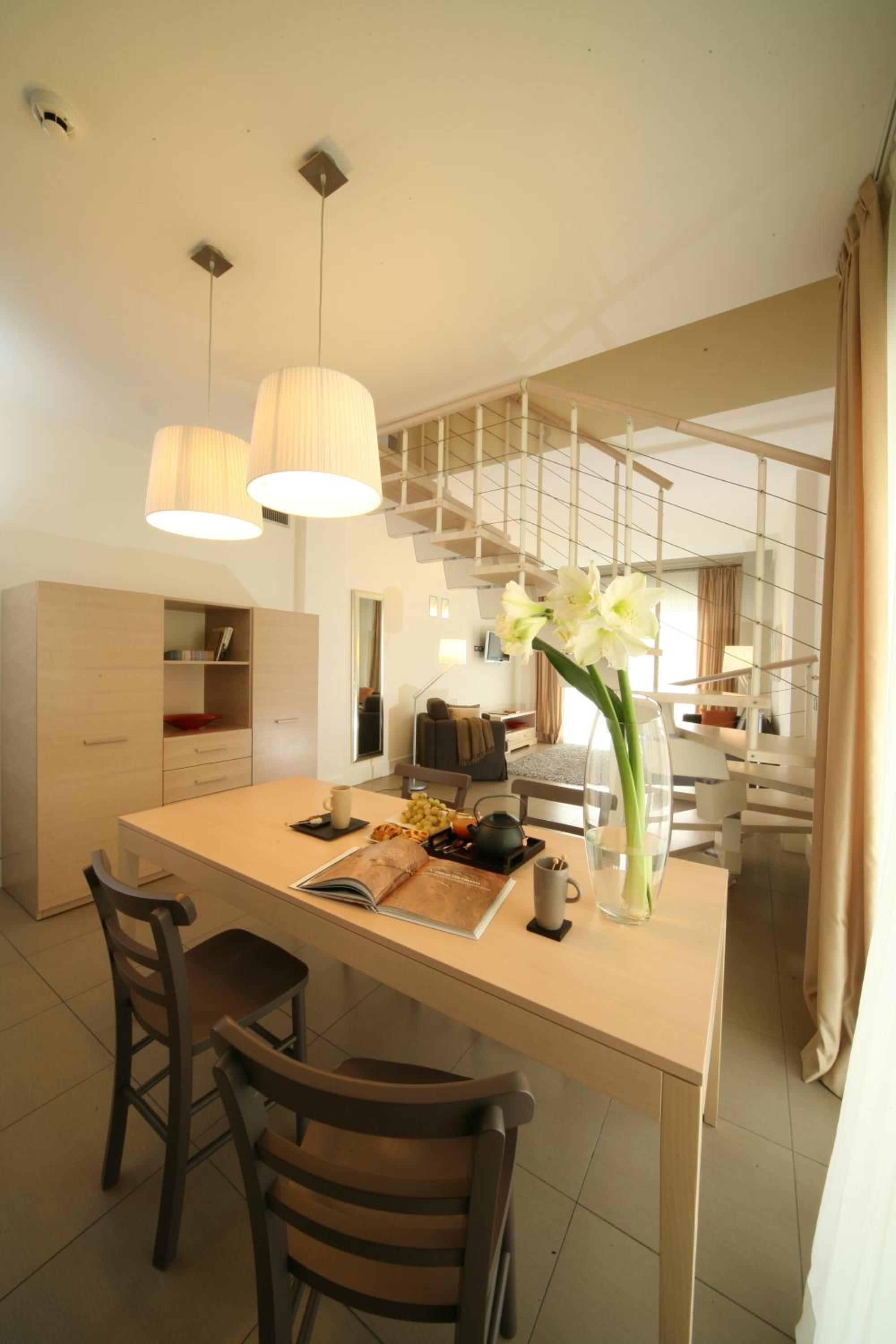 Deluxe Suite - Photo 5