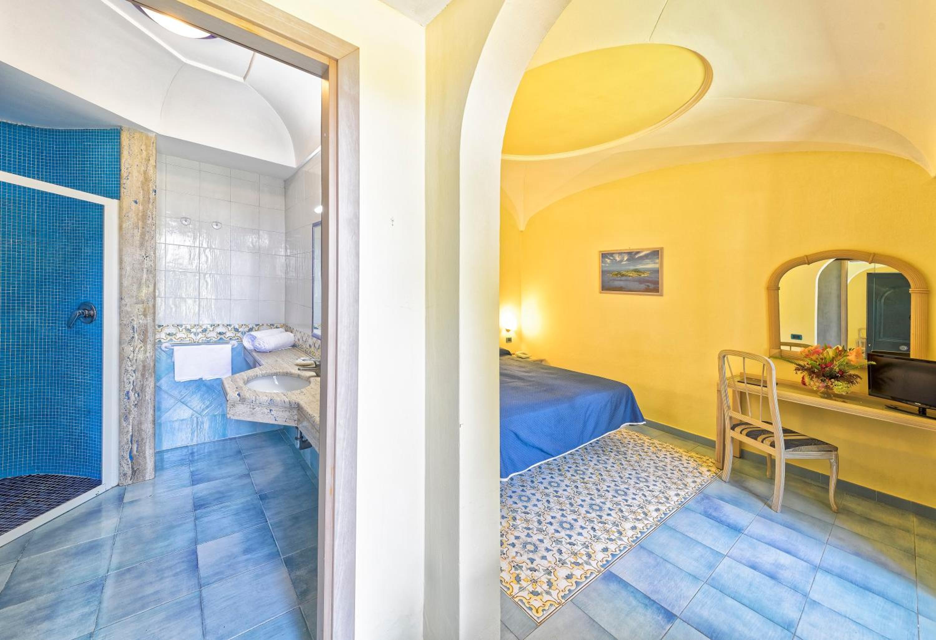 Standard Double Room photo 1