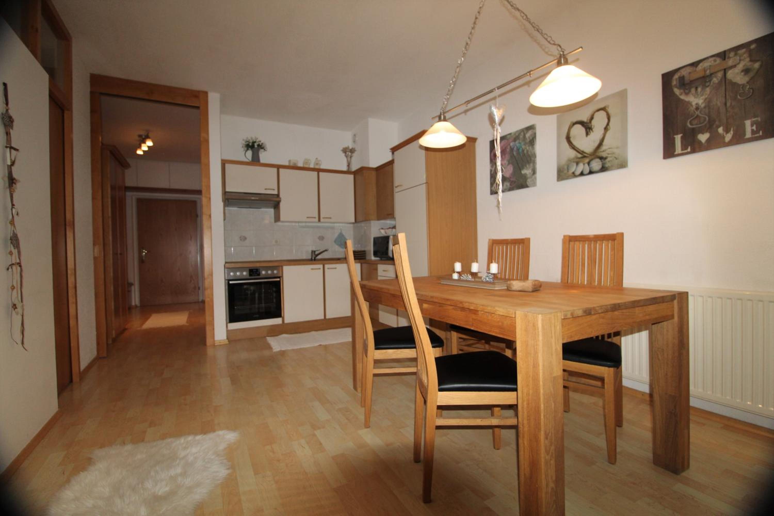 Apartment photo 2
