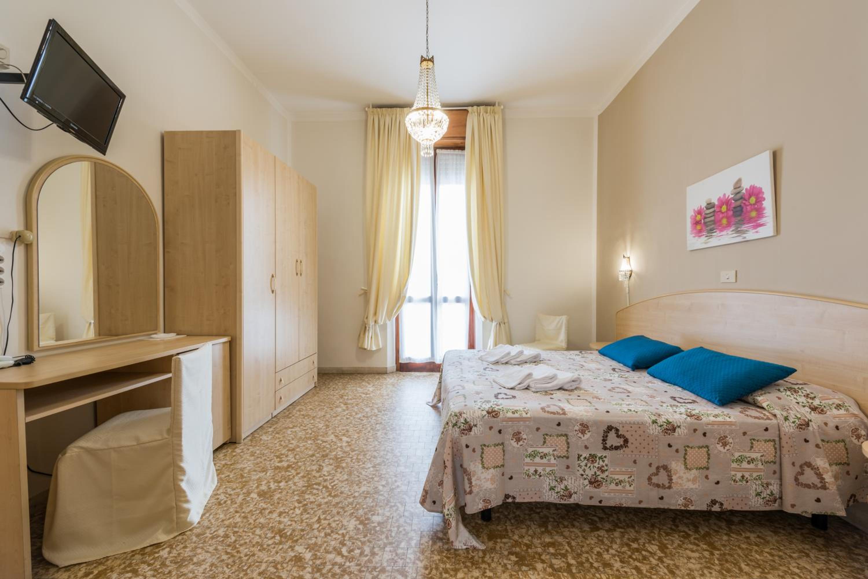 Triple Room with Terrace and Sea View