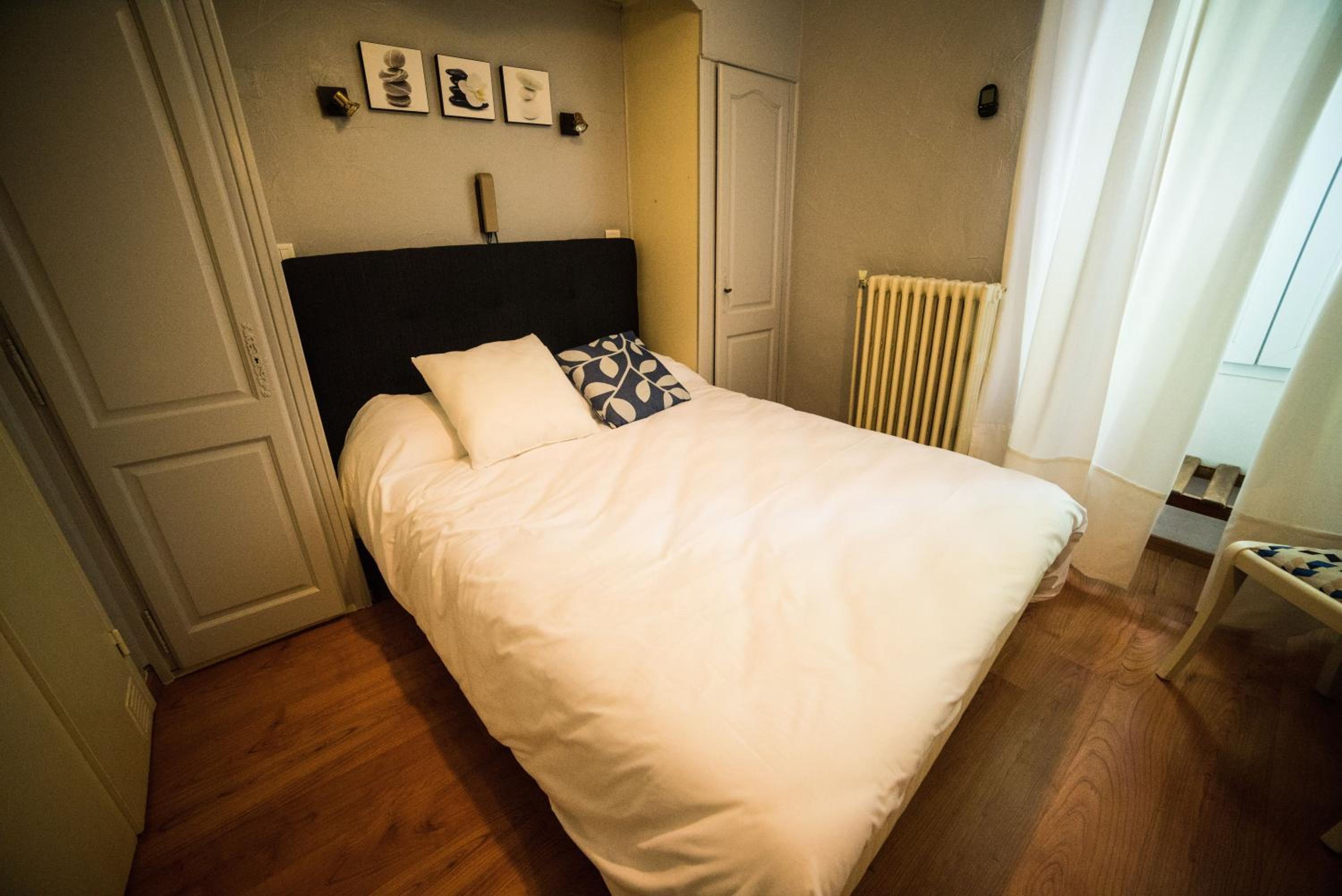 Small Single Room photo 1