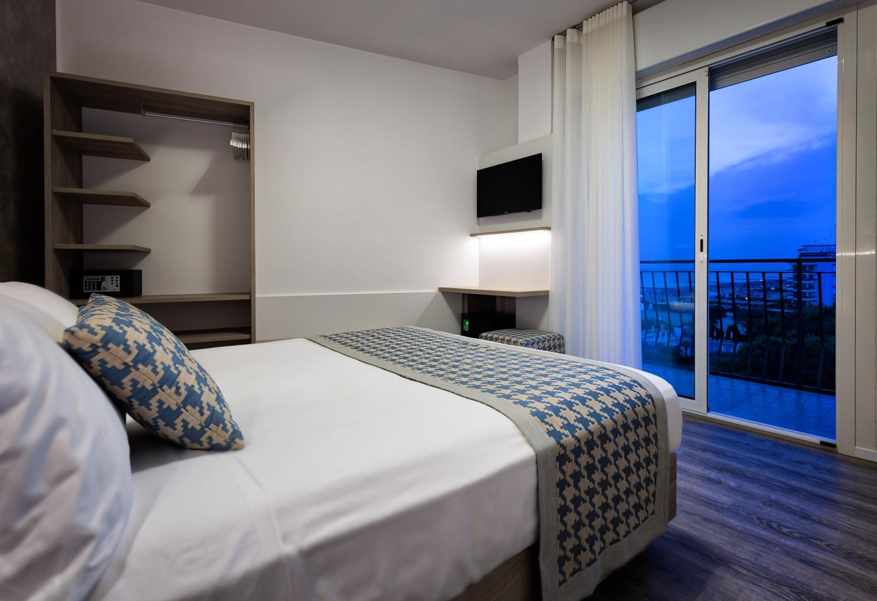 Superior Double Room photo 1