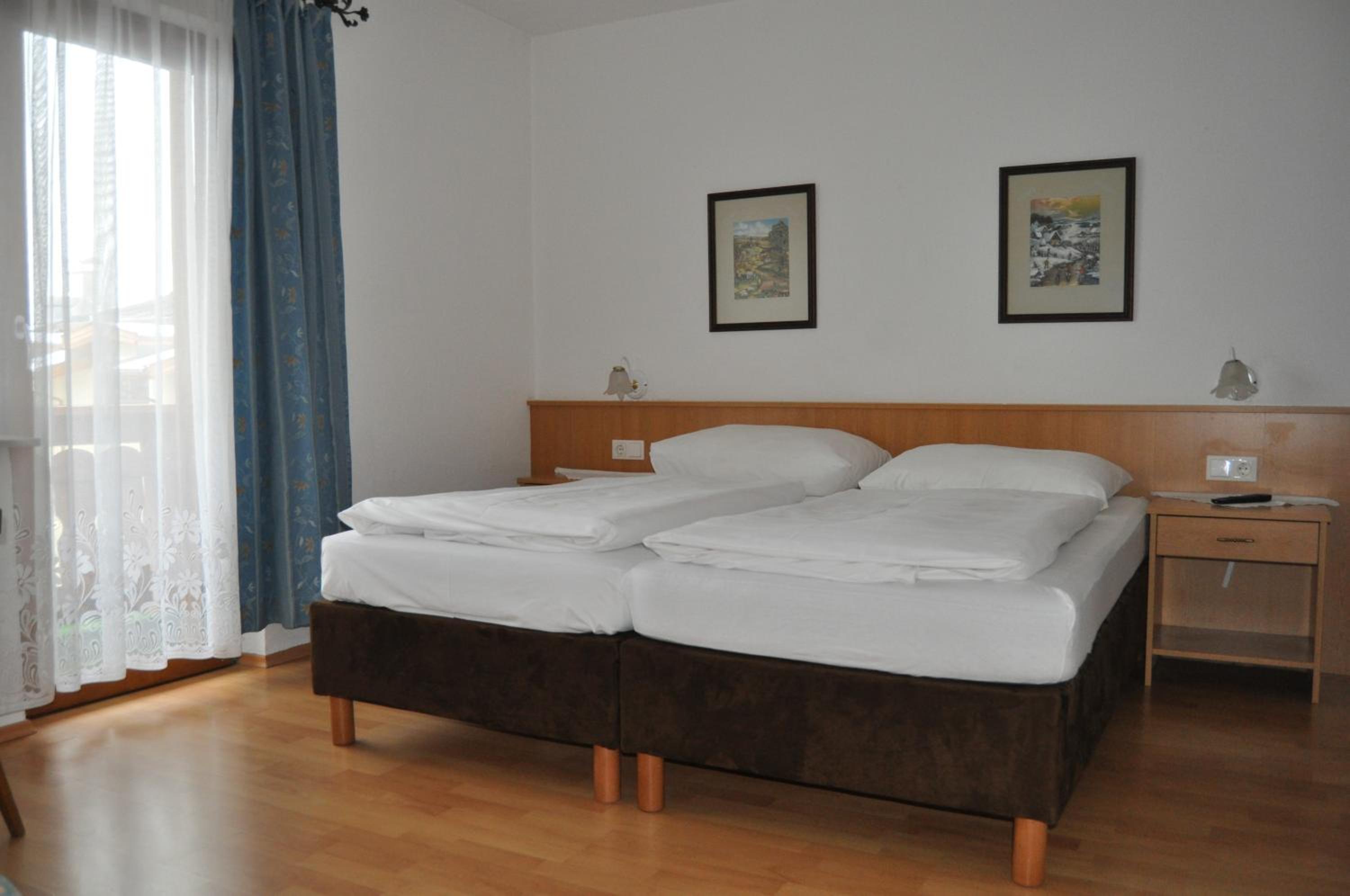 Twin Room photo 2