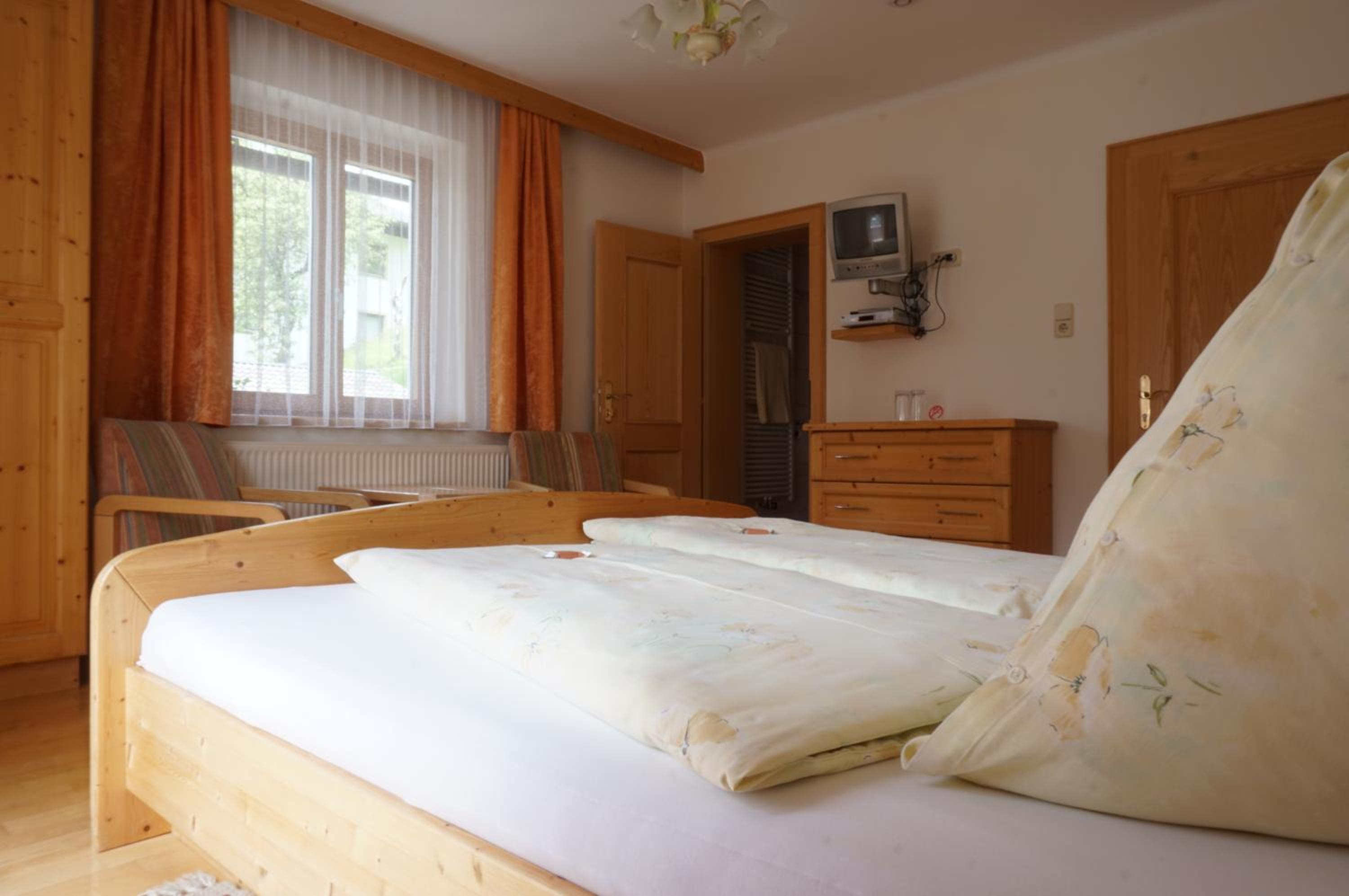 Double Room with Balcony photo 2
