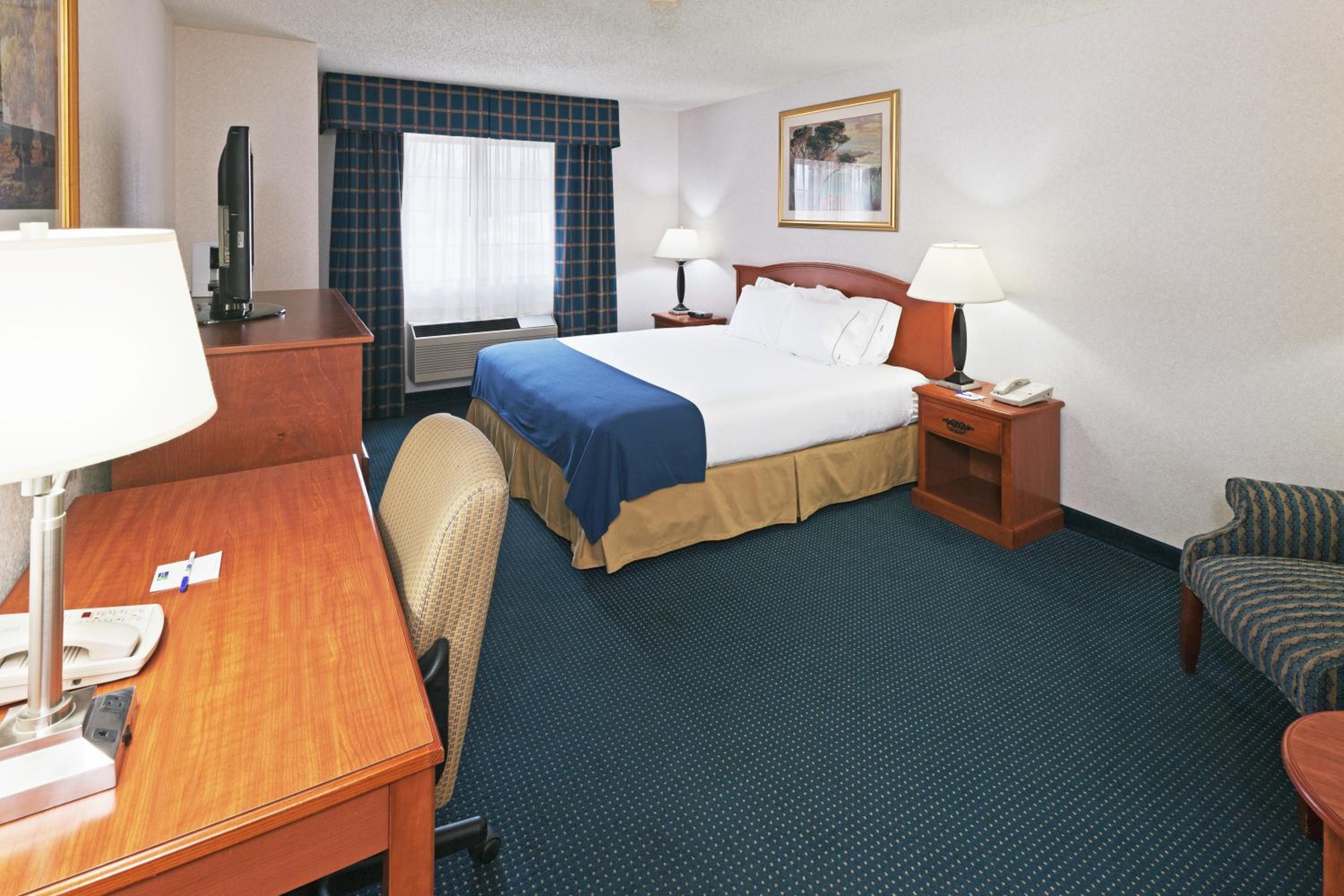 King Room - Mobility Access/Non-Smoking - Photo 3