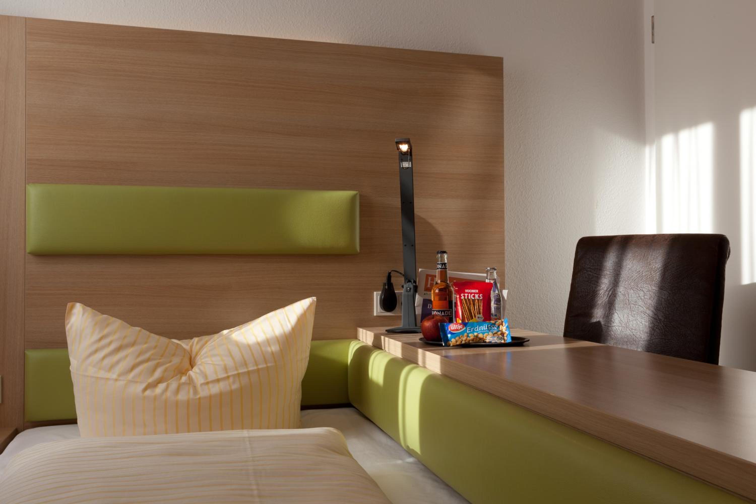 Family Room - Photo 3