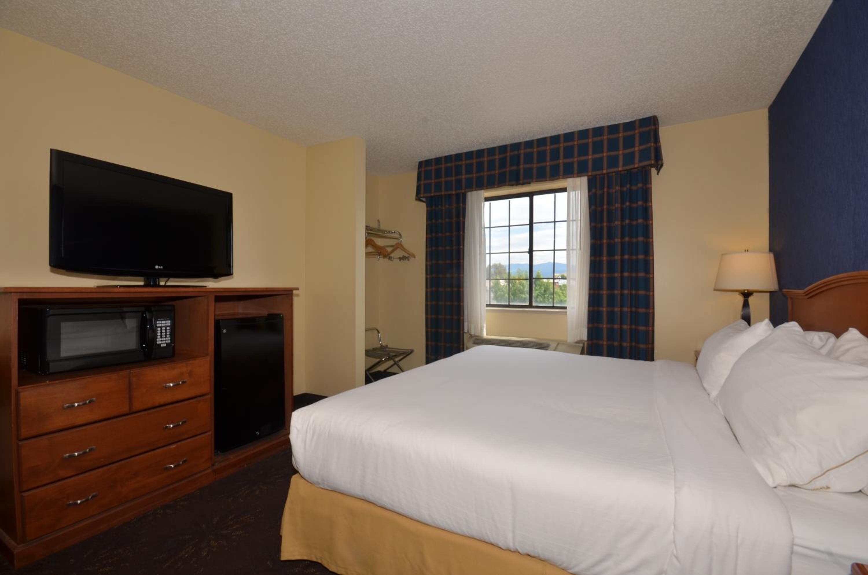 King Room - Mobility Access/Non-Smoking - Photo 4