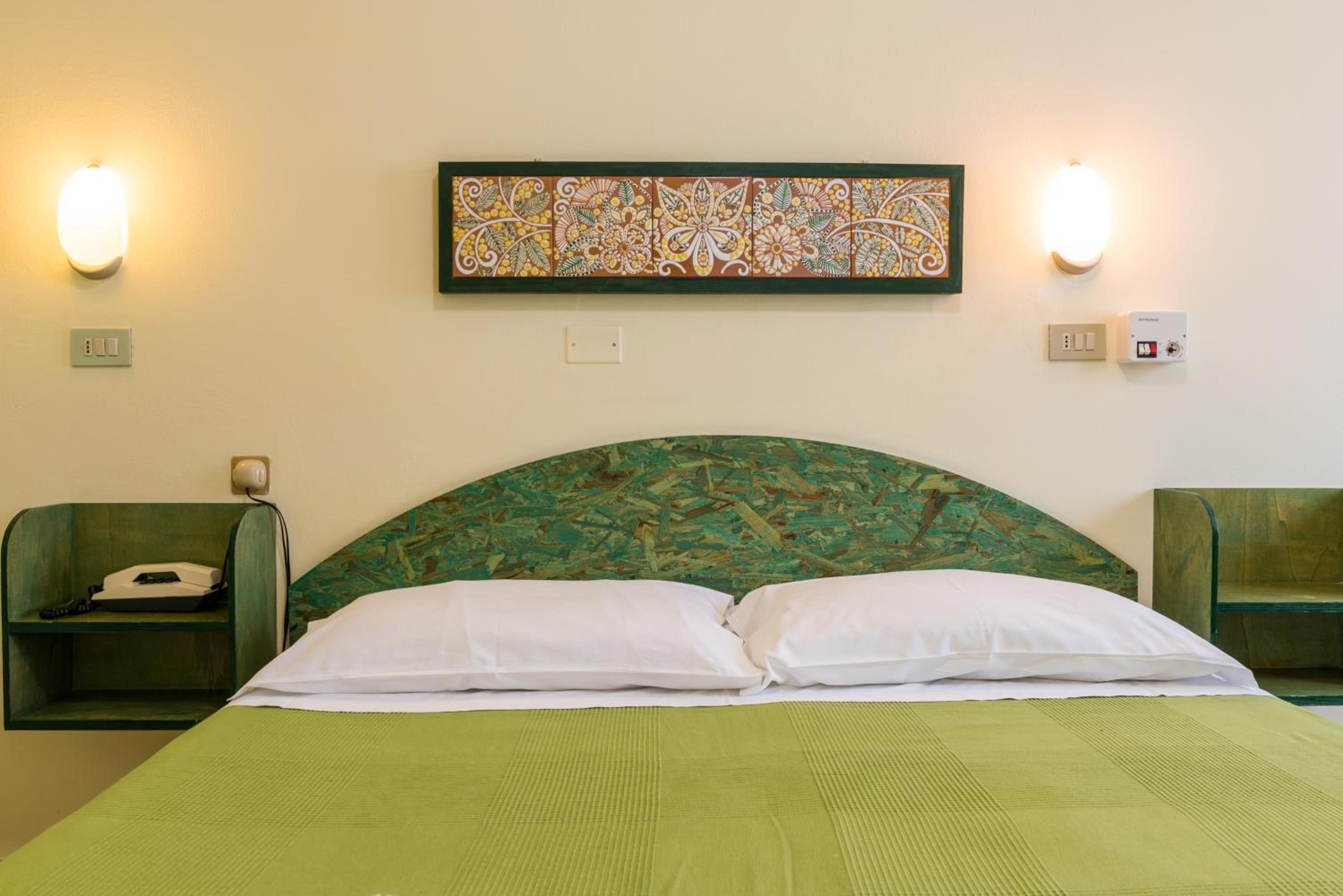Double or Twin Room photo 3