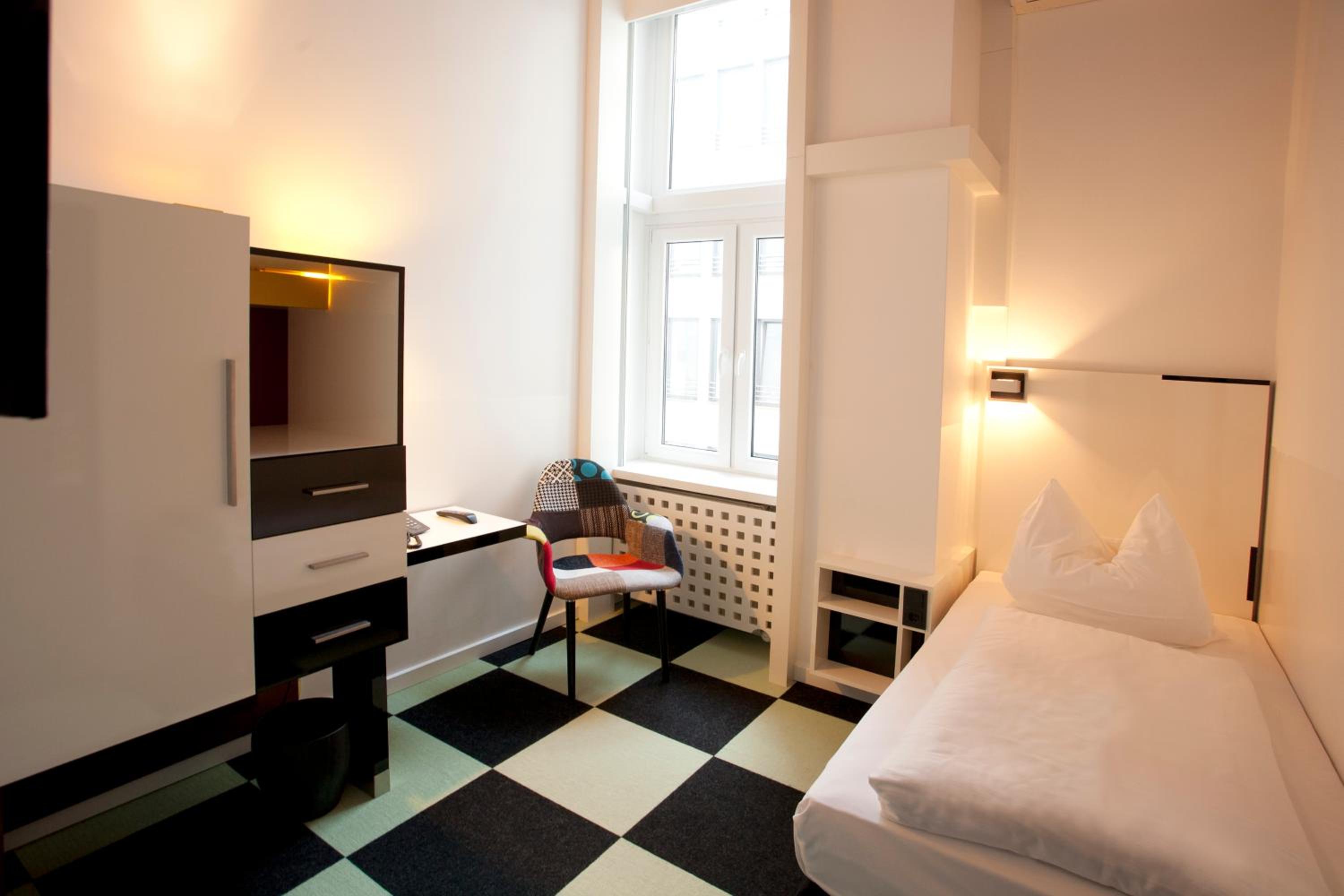 Comfort Single Room
